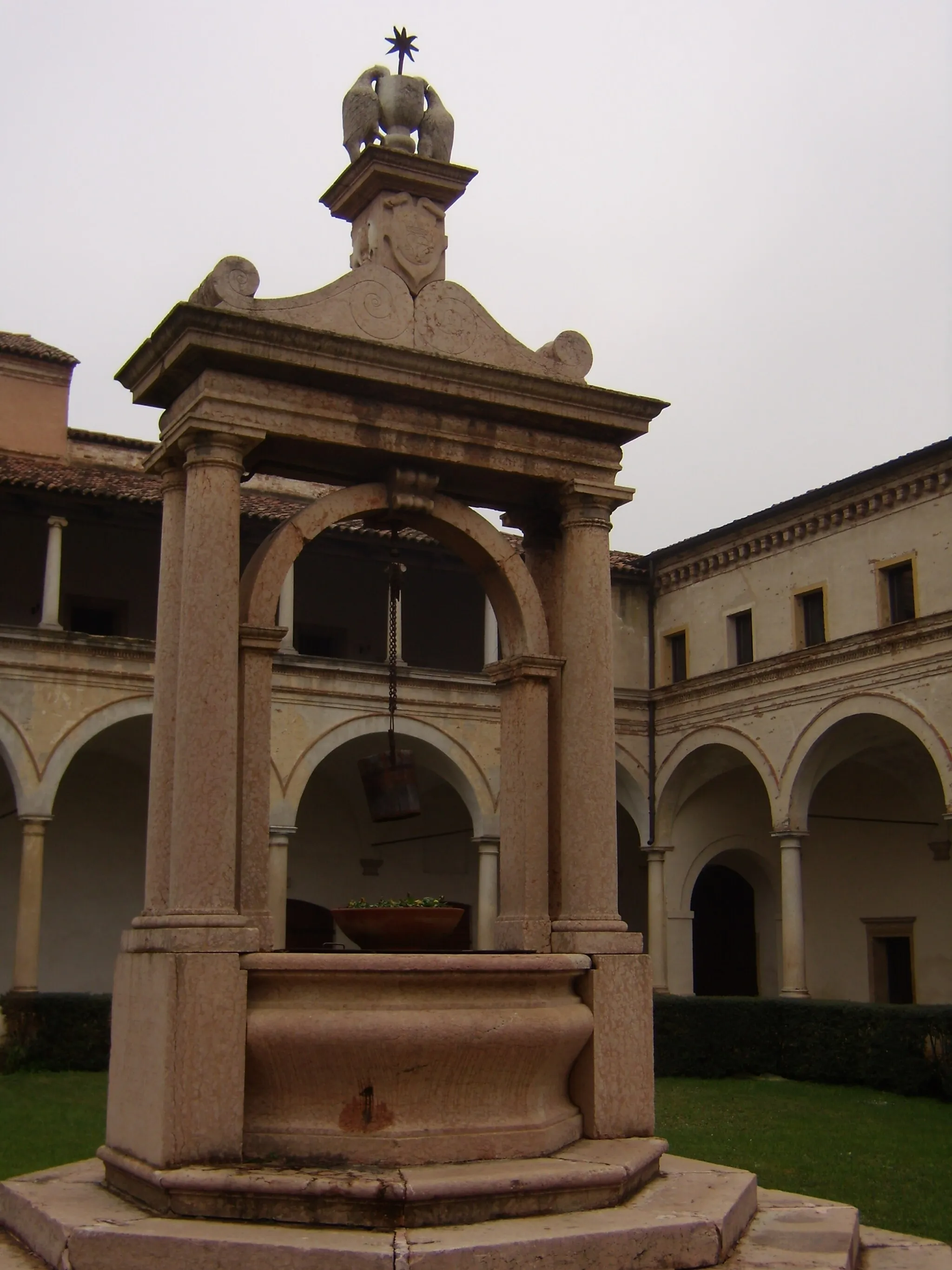 Photo showing: Abbazia di Carceri (Padova) - grande chiostro del XVI secolo