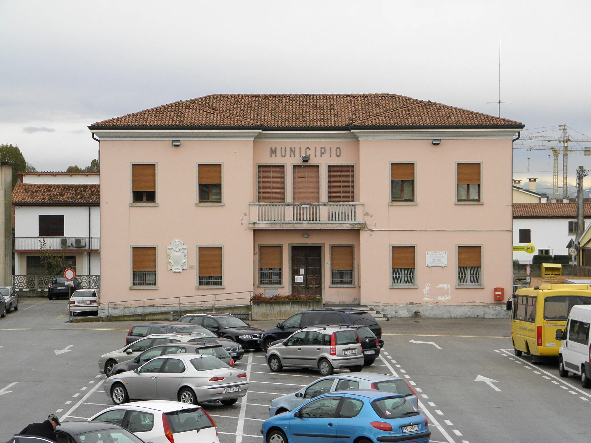 Photo showing: Boara Pisani Municipal House