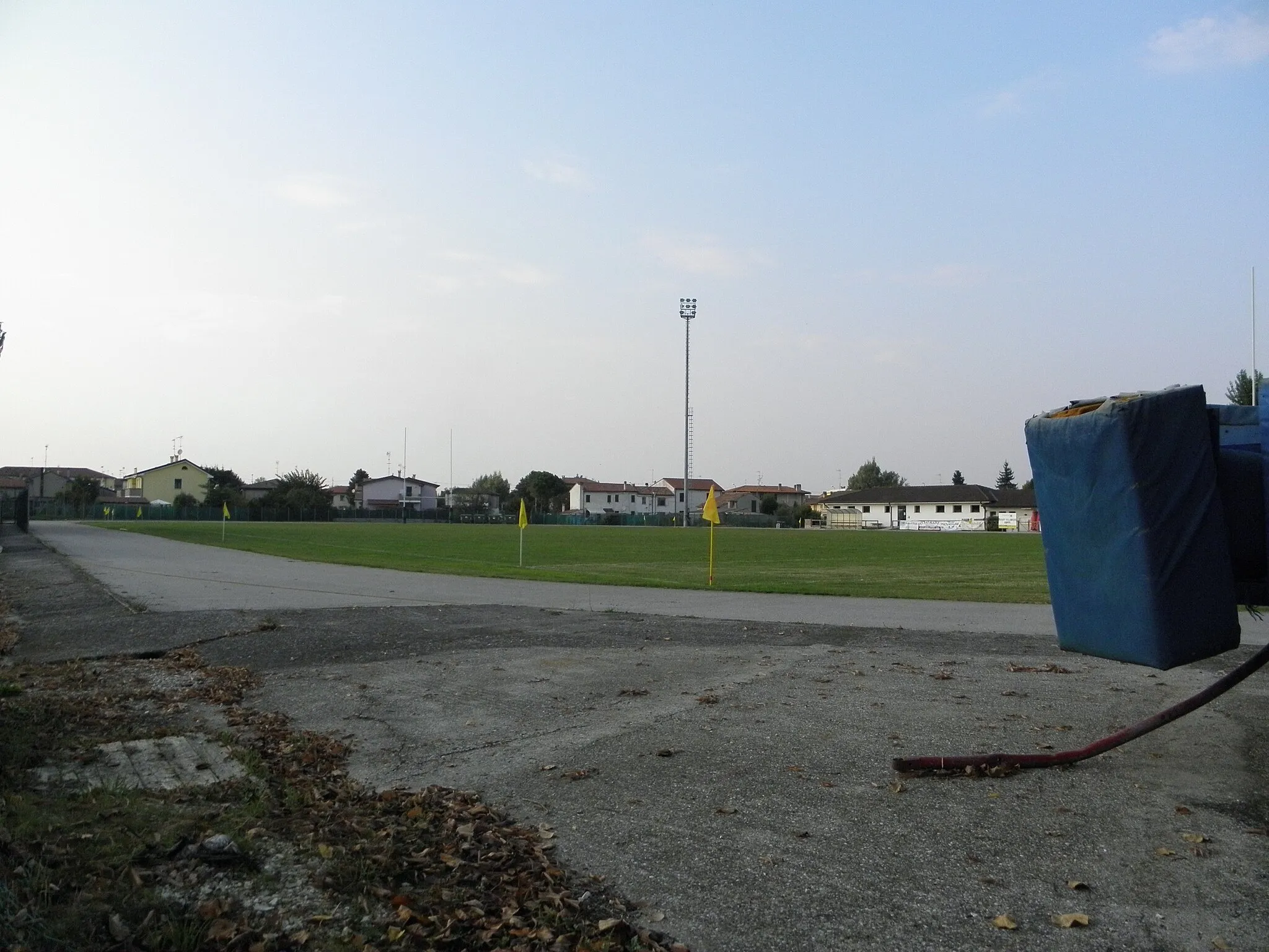 Photo showing: Villadose, lo Stadio Rugby Villadose sito in Via Pelandra, impianto dove gioca l'ASD Rugby Villadose.