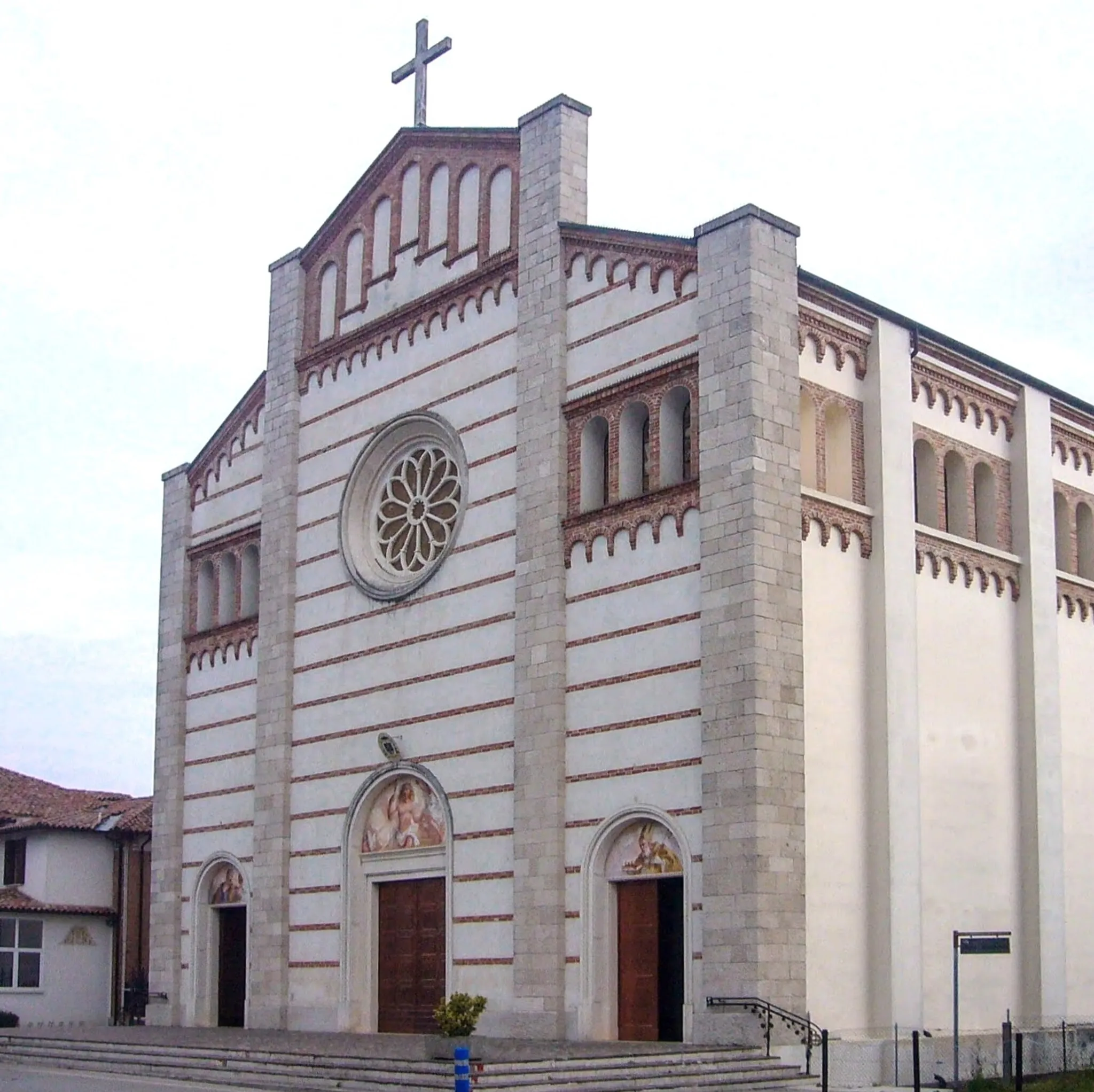 Photo showing: La chiesa parrocchiale di Crocetta del Montello, in Veneto