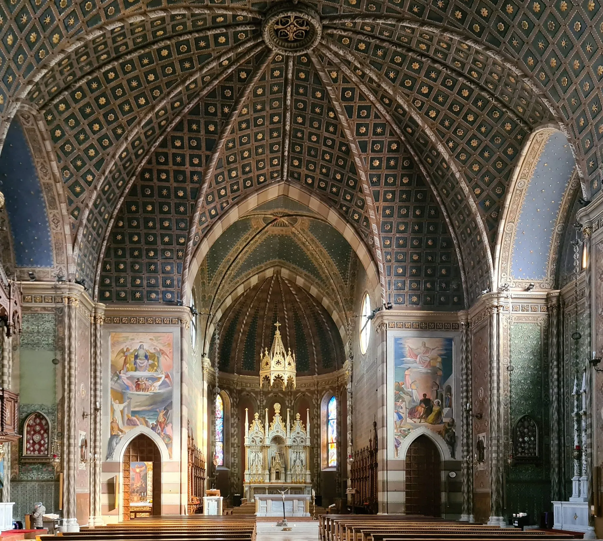 Photo showing: L'interno della chiesa parrocchiale di Santa Lucia di Piave