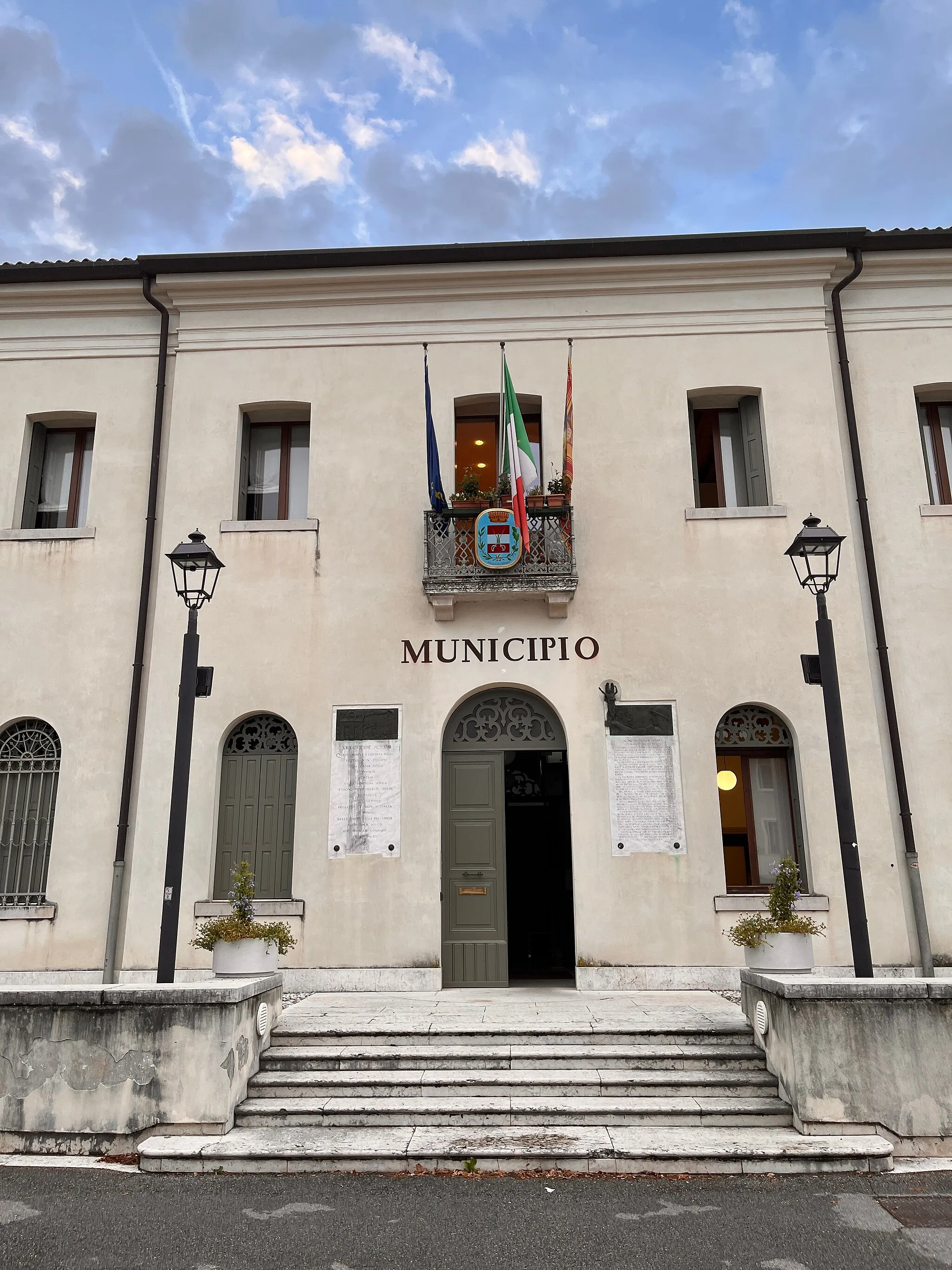 Photo showing: Municipio Sernaglia della Battaglia 2022