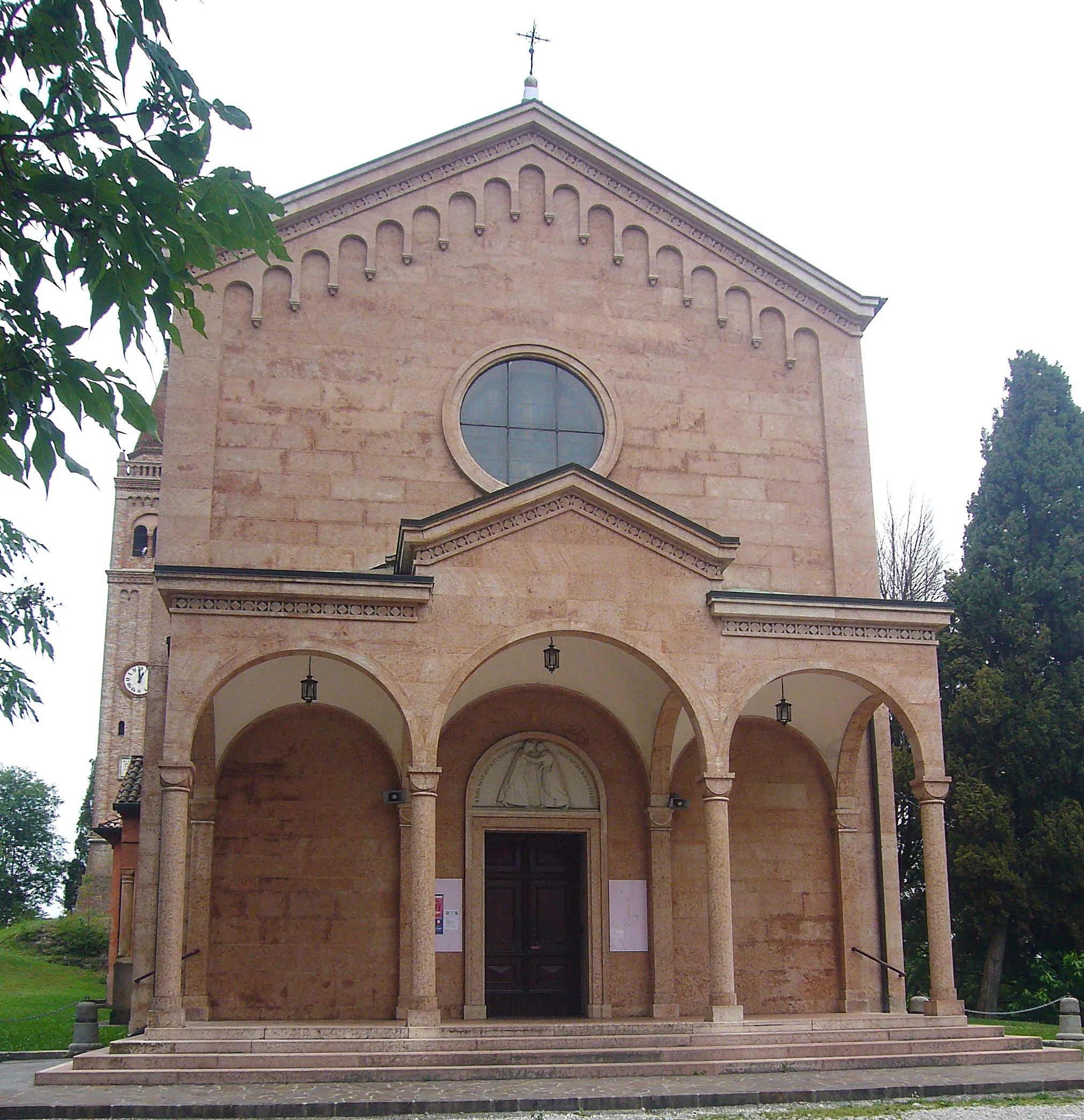 Photo showing: Il Santuario della Madonna del Monte a Sopracastello, frazione di San Zenone degli Ezzelini