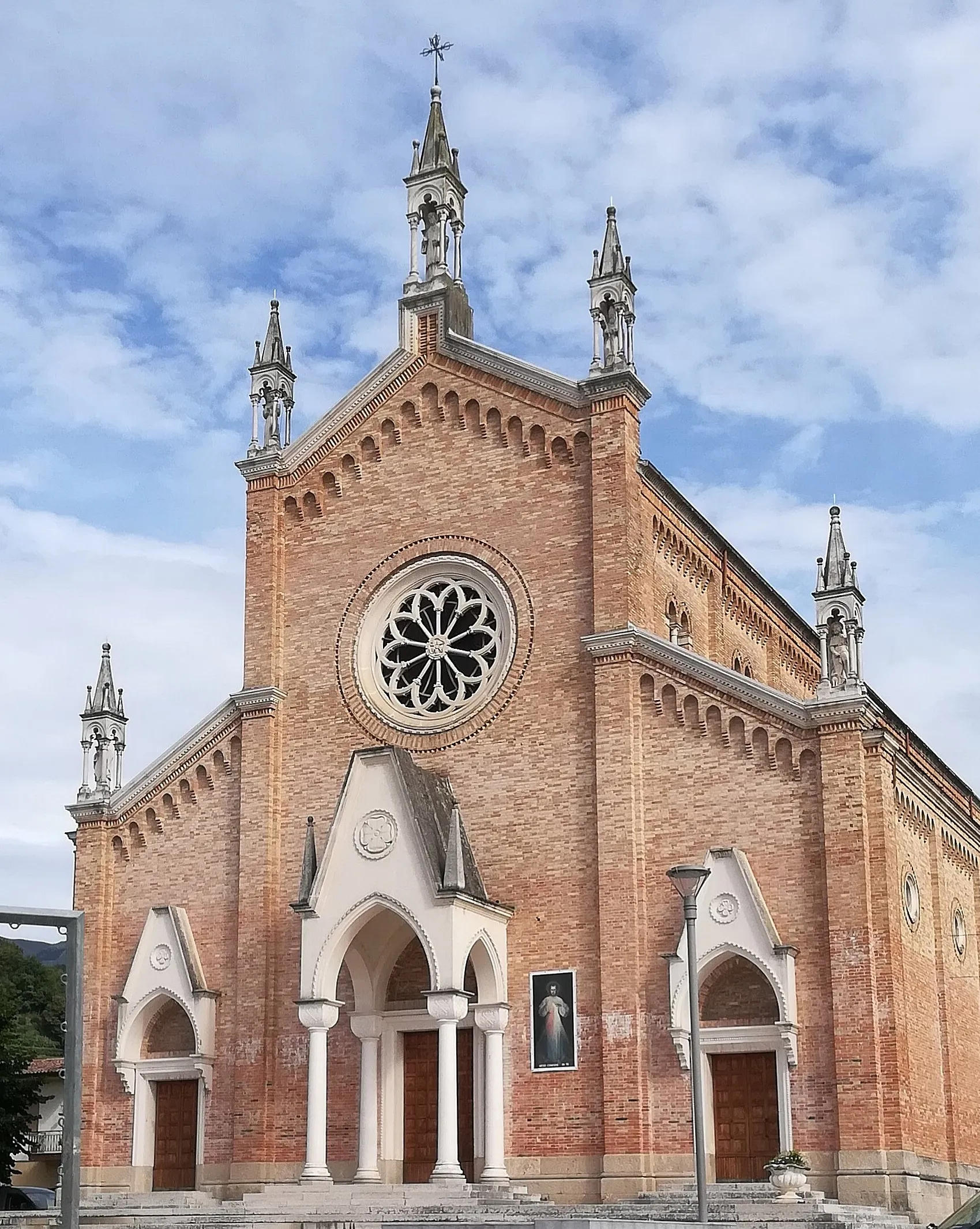 Photo showing: La chiesa di Santo Stefano Protomartire a Farra di Soligo