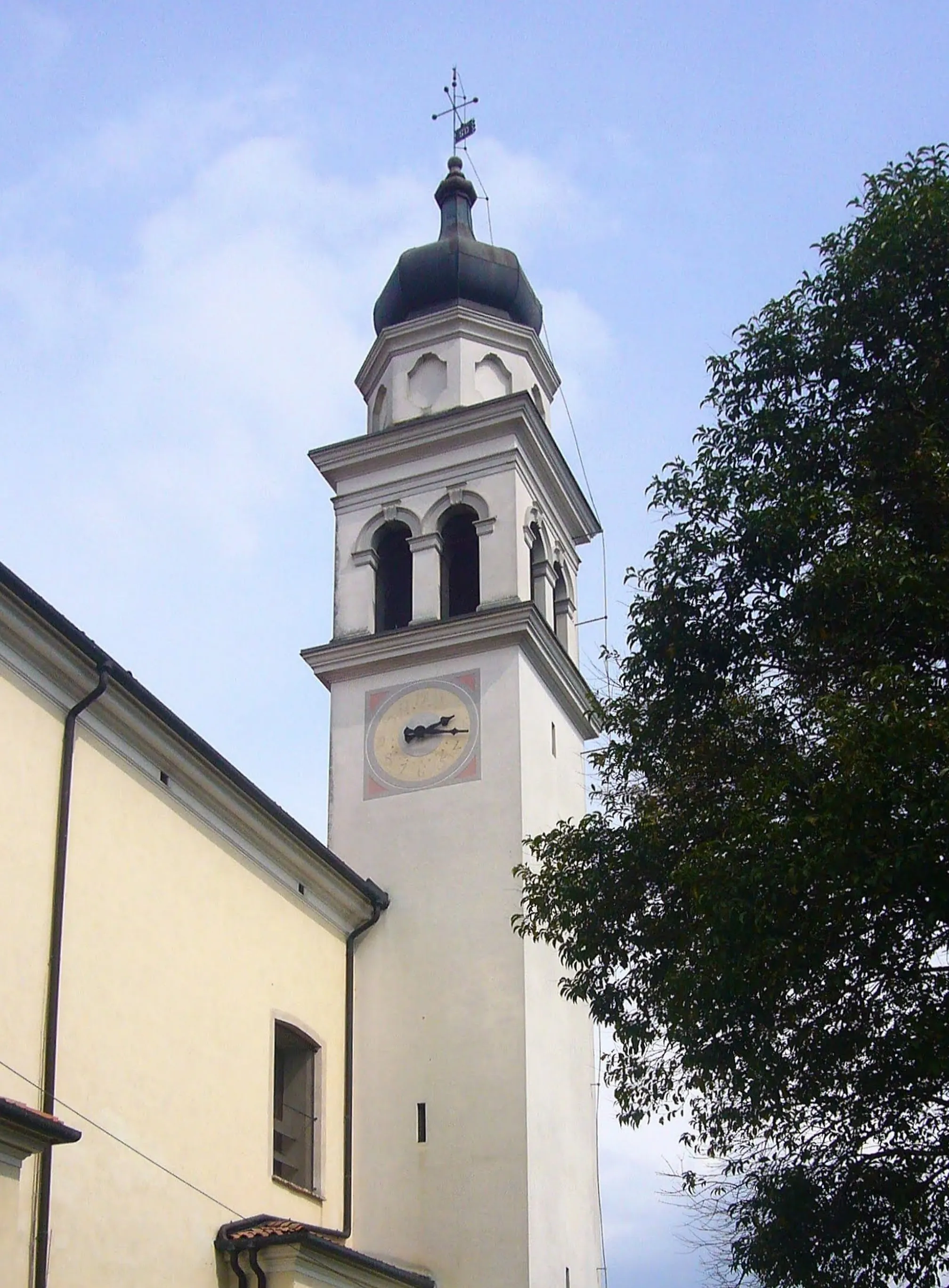 Photo showing: La chiesa parrocchiale di Povegliano, in Veneto