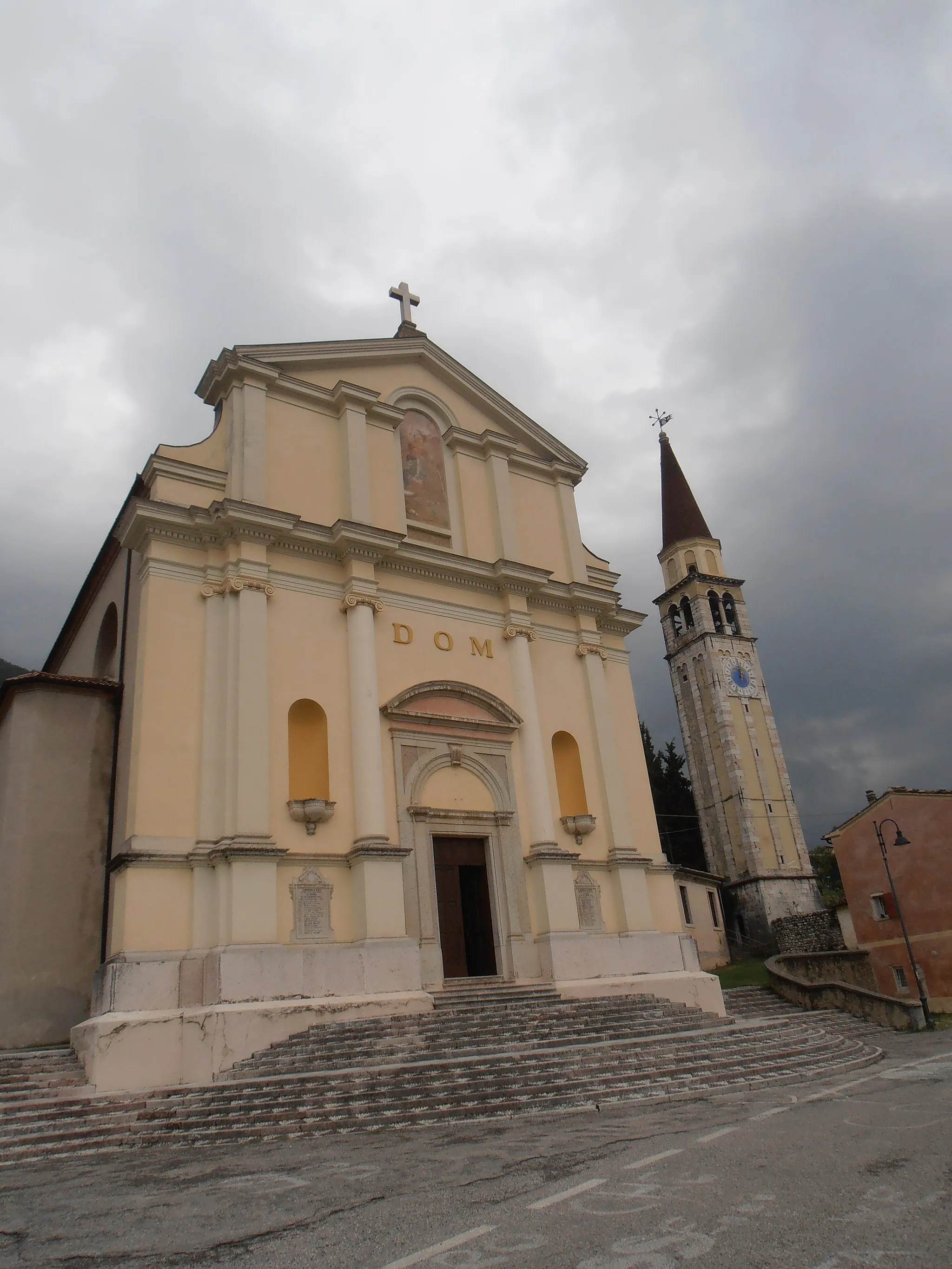 Photo showing: Borso del Grappa (Italie), Eglise
