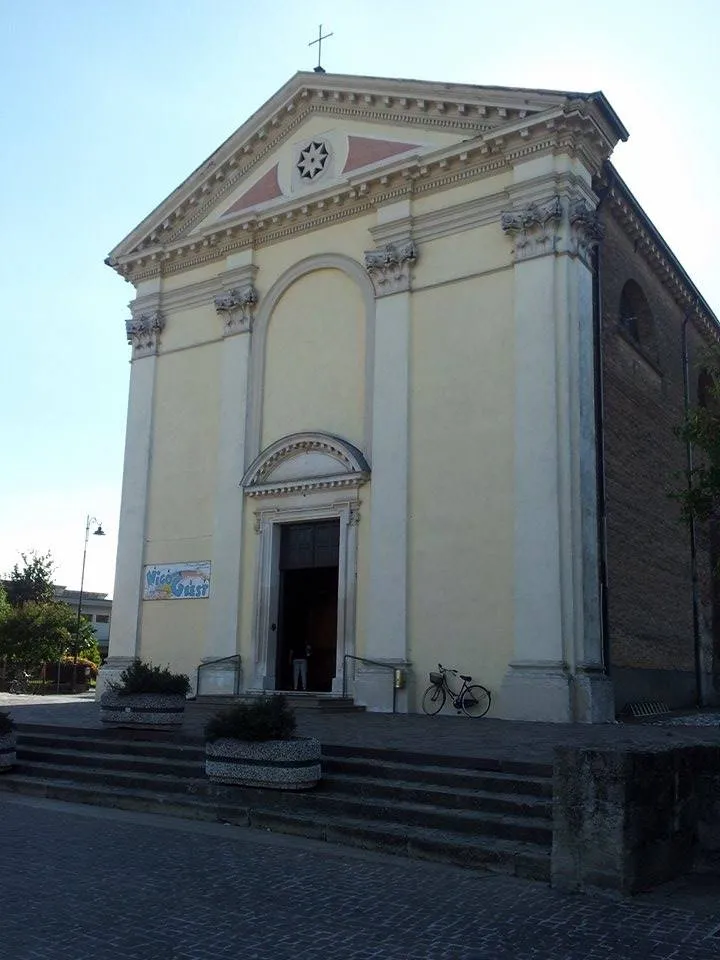 Photo showing: Facciata della Chiesa di S. Maria Assunta in Vigonovo (VE)