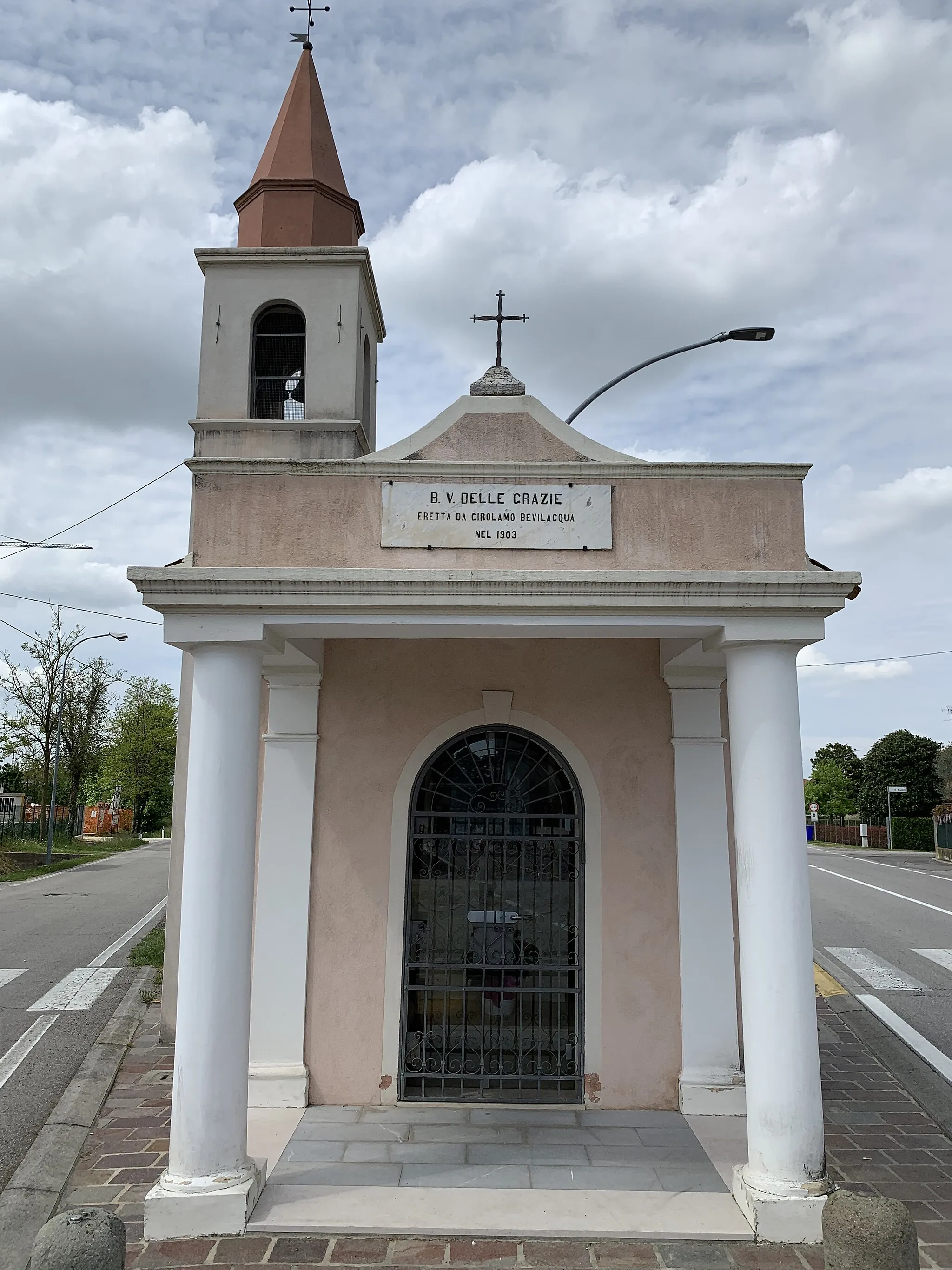 Photo showing: Capitello Madonna delle Grazie San stino di Livenza