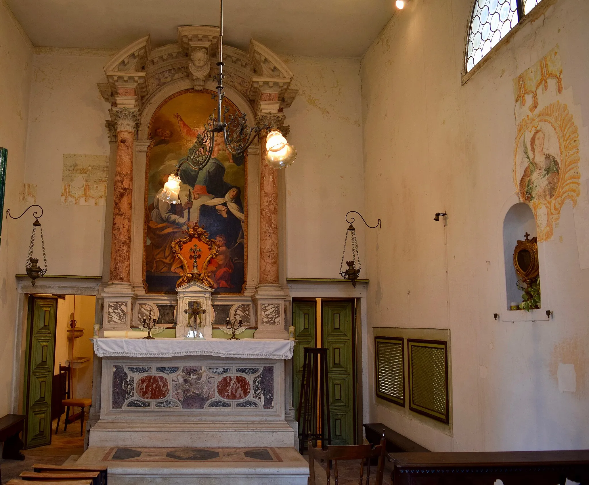 Photo showing: L'interno dell'oratorio