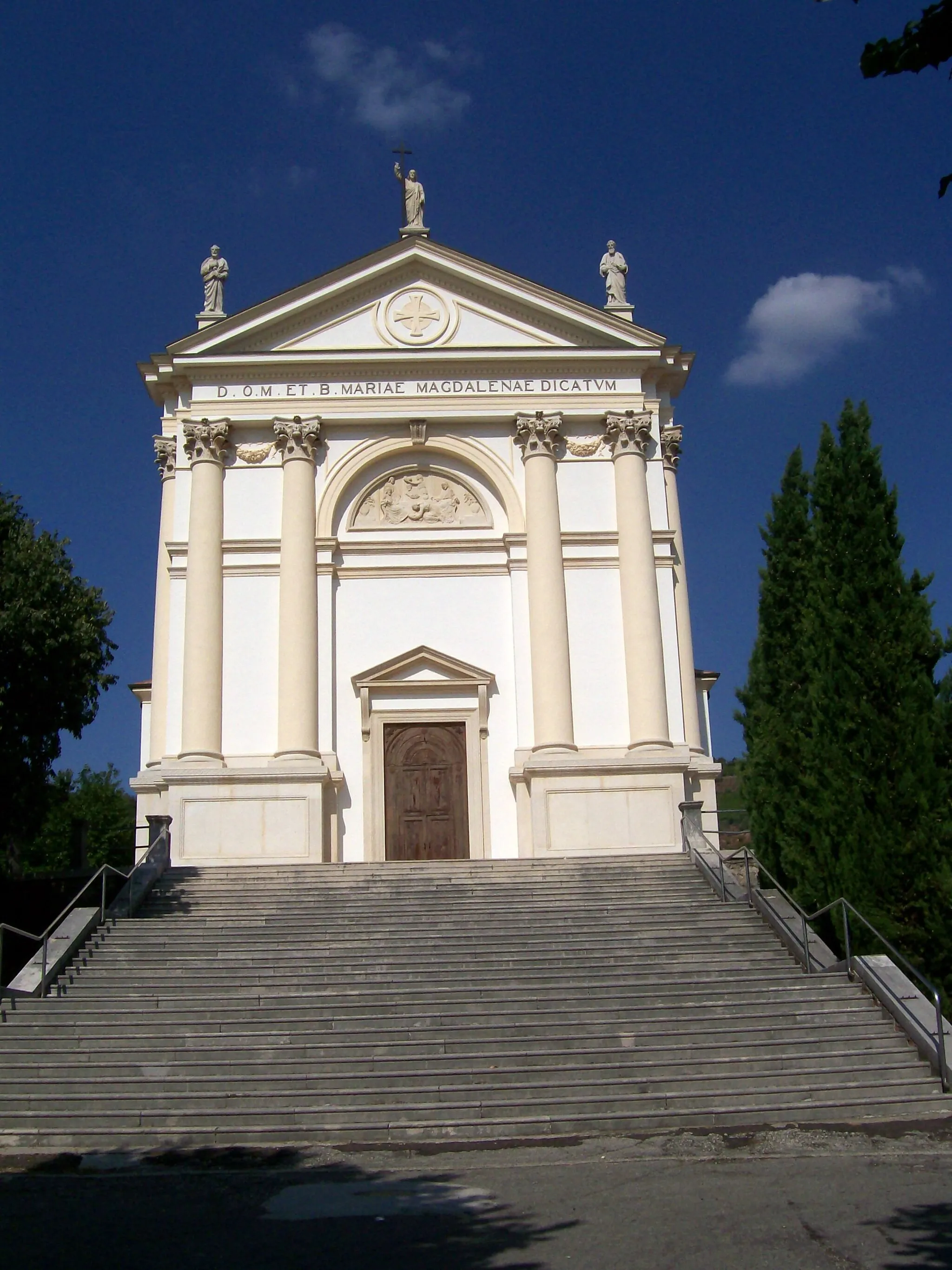 Photo showing: Chiesa parrocchiale di Santa Maria Maddalena in Terrossa di Roncà (VR)