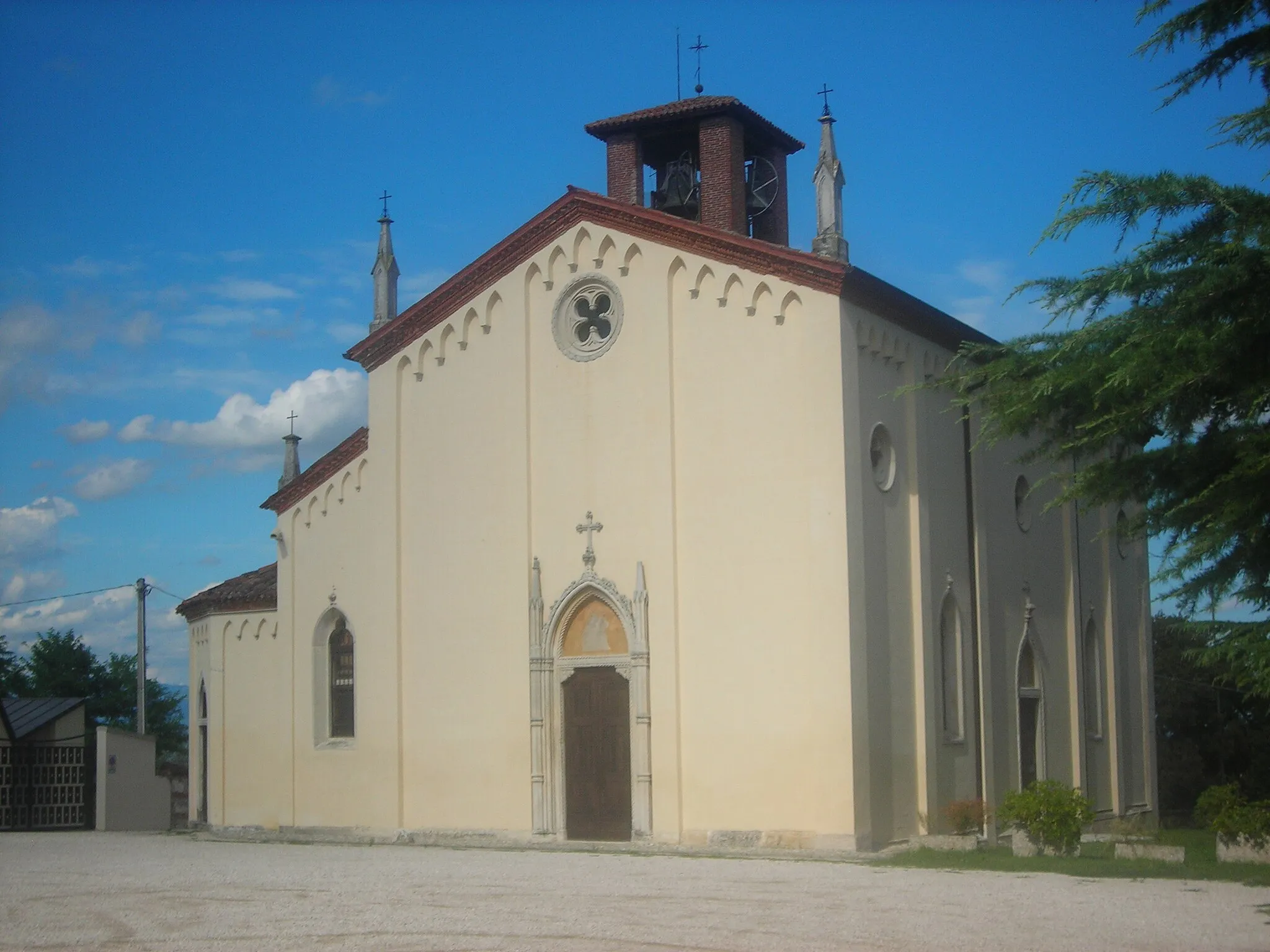 Photo showing: foto della Chiesa vecchia di San Giorgio Martire