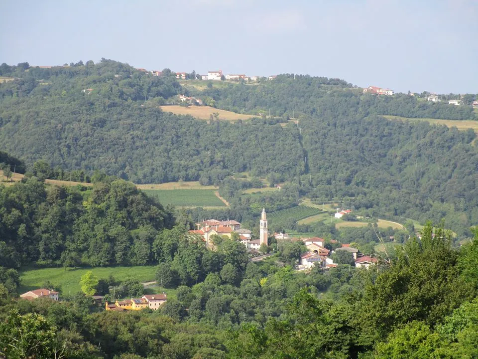 Photo showing: Vista di Gambugliano.