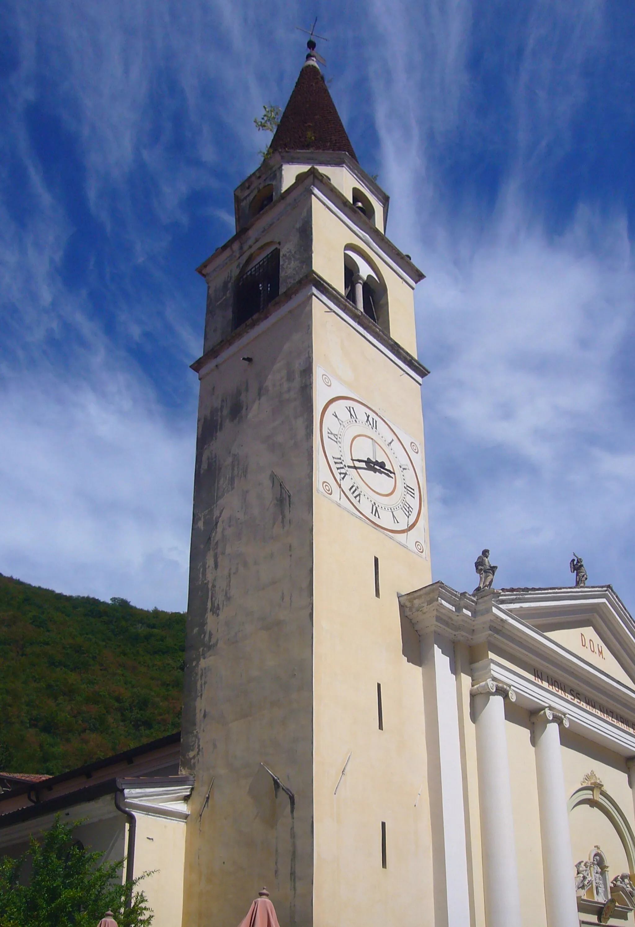 Photo showing: Il campanile di San Nazario, frazione di Valbrenta