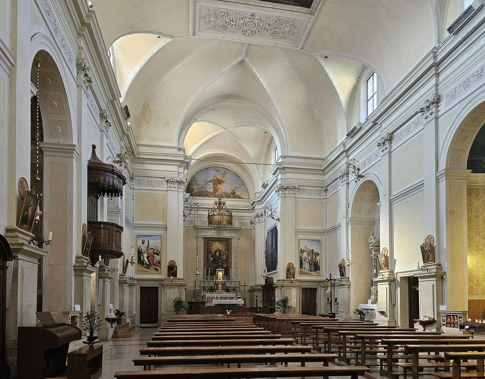 Photo showing: L'interno della chiesa parrocchiale di Santa Maria Assunta a Fregona, in Veneto