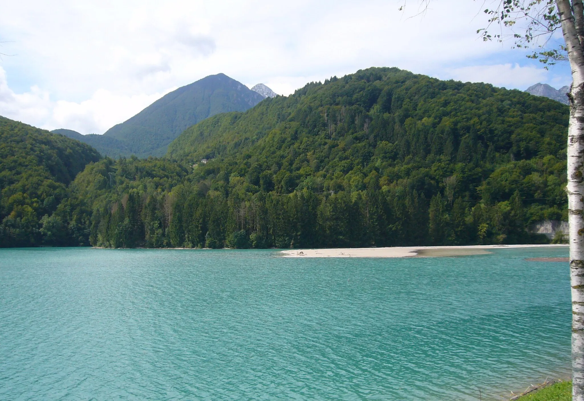 Photo showing: Il lago di Barcis, in Friuli-Venezia Giulia