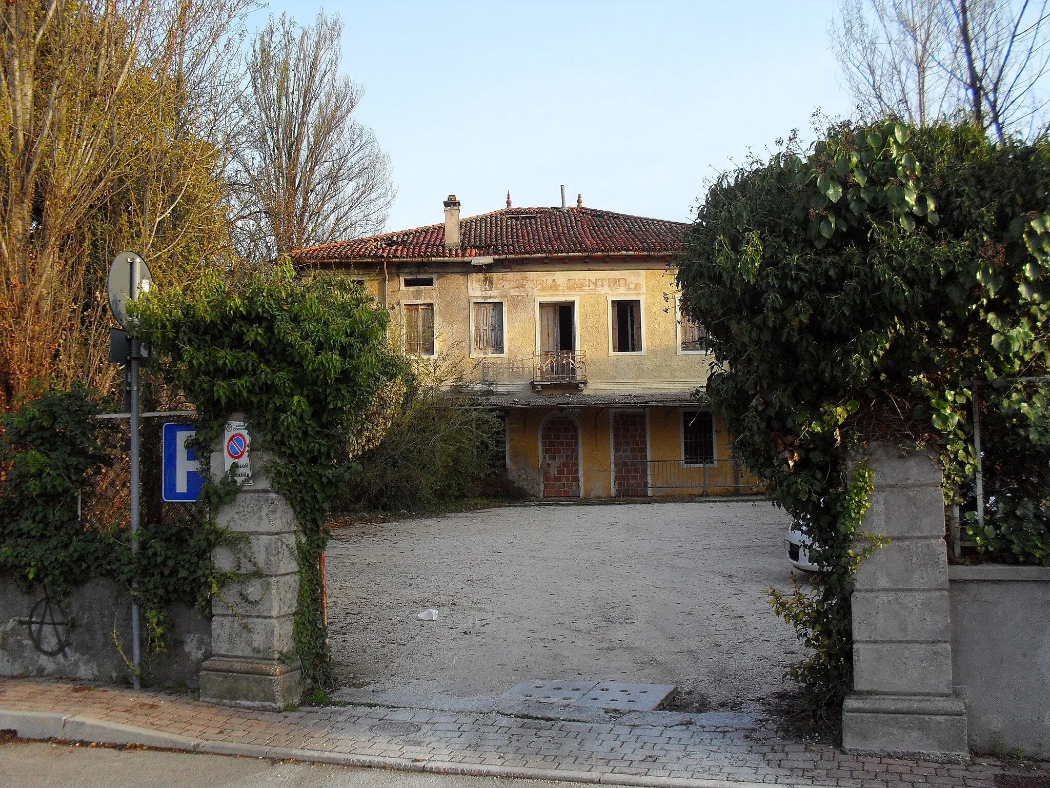 Photo showing: 33084 Cordenons, Province of Pordenone, Italy