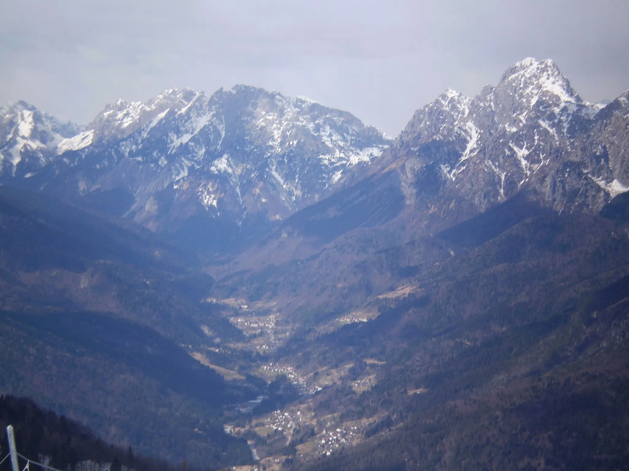 Photo showing: La Val Pesarina vista dallo Zoncolan