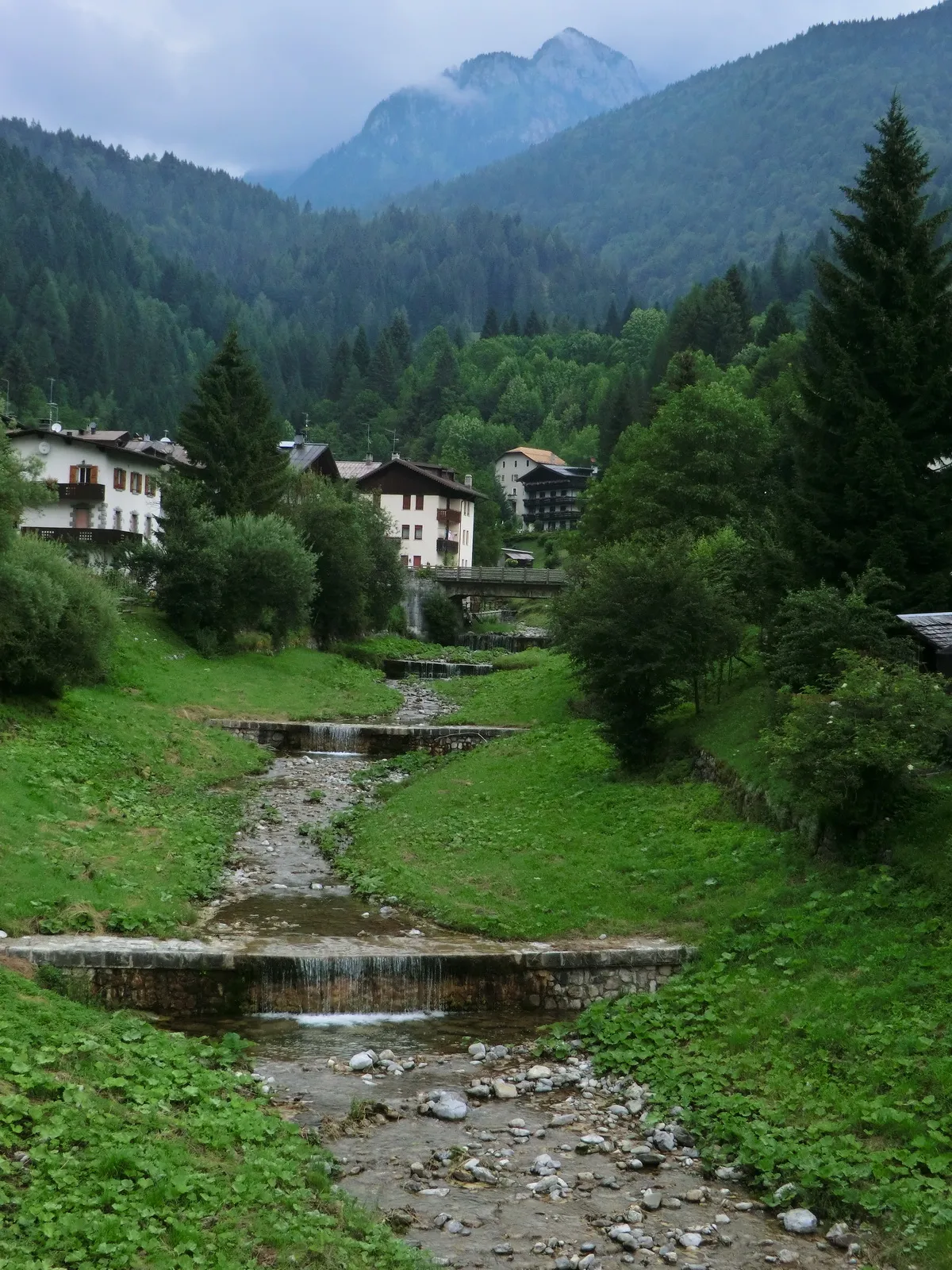 Photo showing: Forni di Sopra, Friuli-Venezia Giulia, Italy