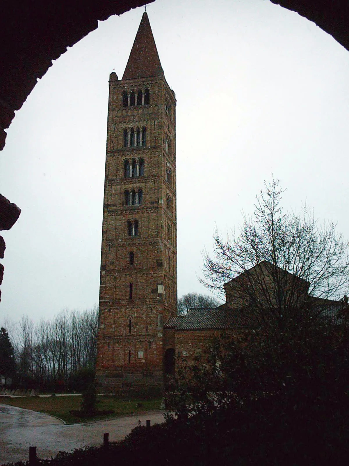 Photo showing: Campanile dell'Abbazia_di_Pomposa, Codigoro, Ferrara, Italy