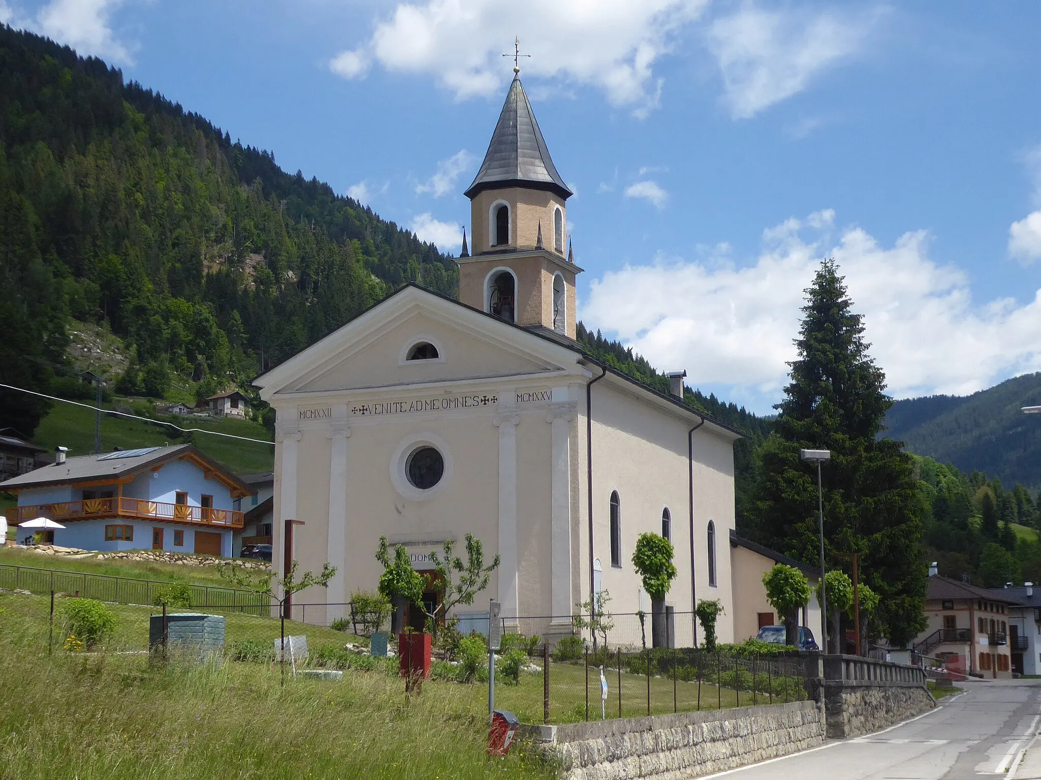 Photo showing: Zortea (Canal San Bovo, Trentino, Italy), Sacred Heart of Jesus church
