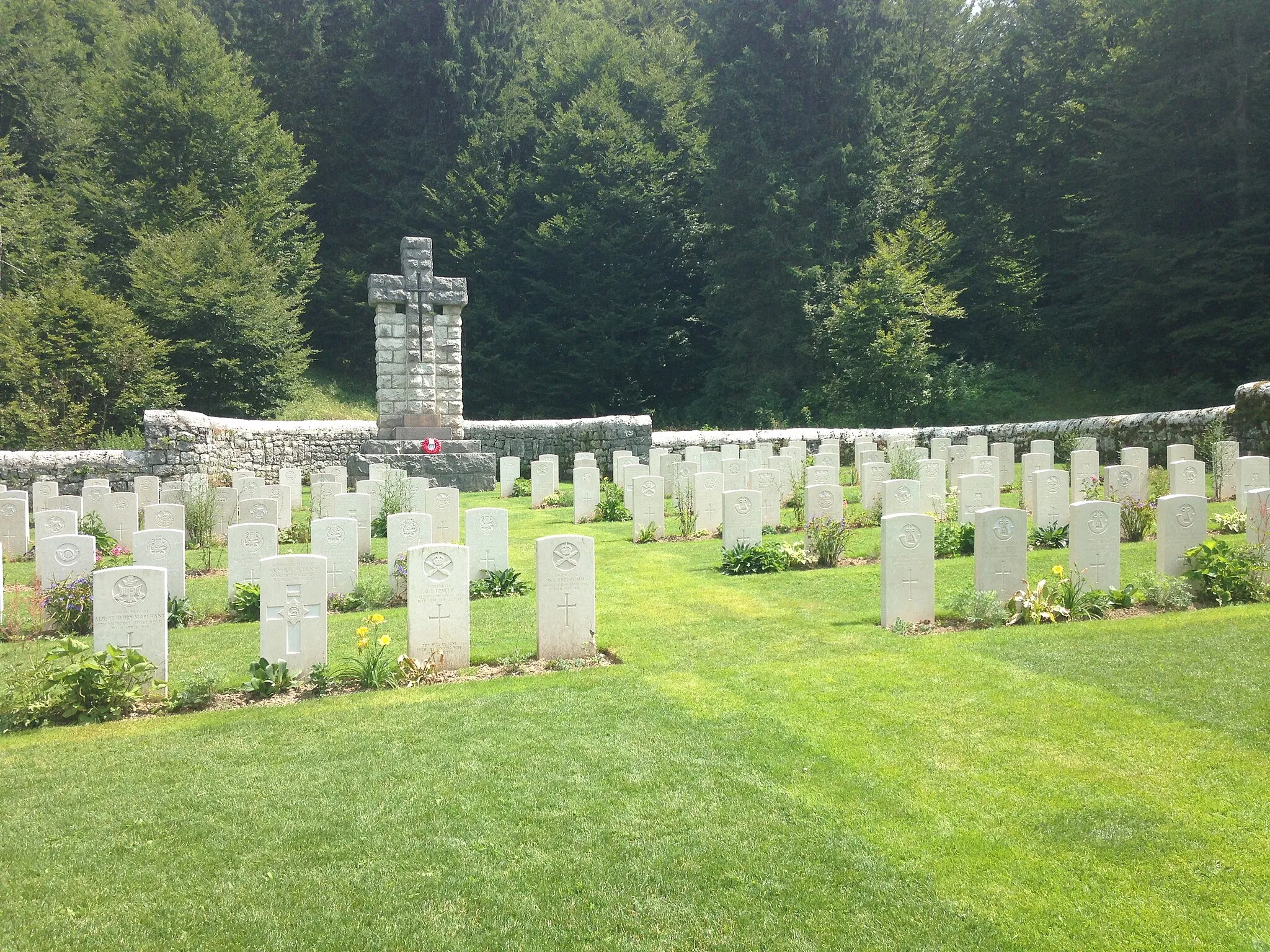 Photo showing: British military cemetery of Granezza di Lusiana, province of Vicenza, Italy.