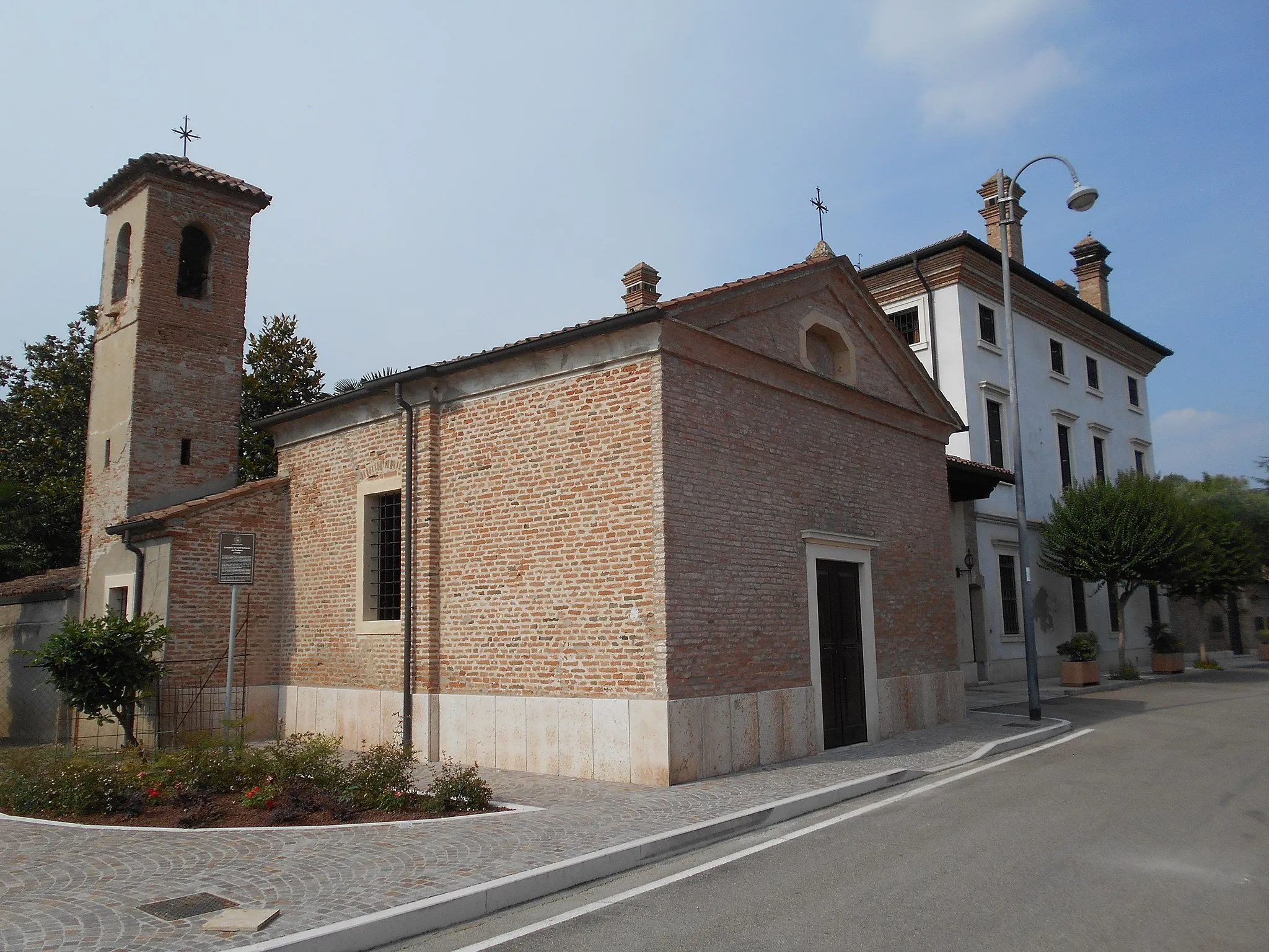 Photo showing: Oratorio di Sant'Antonio da Padova, Tombazosana, Ronco all'Adige