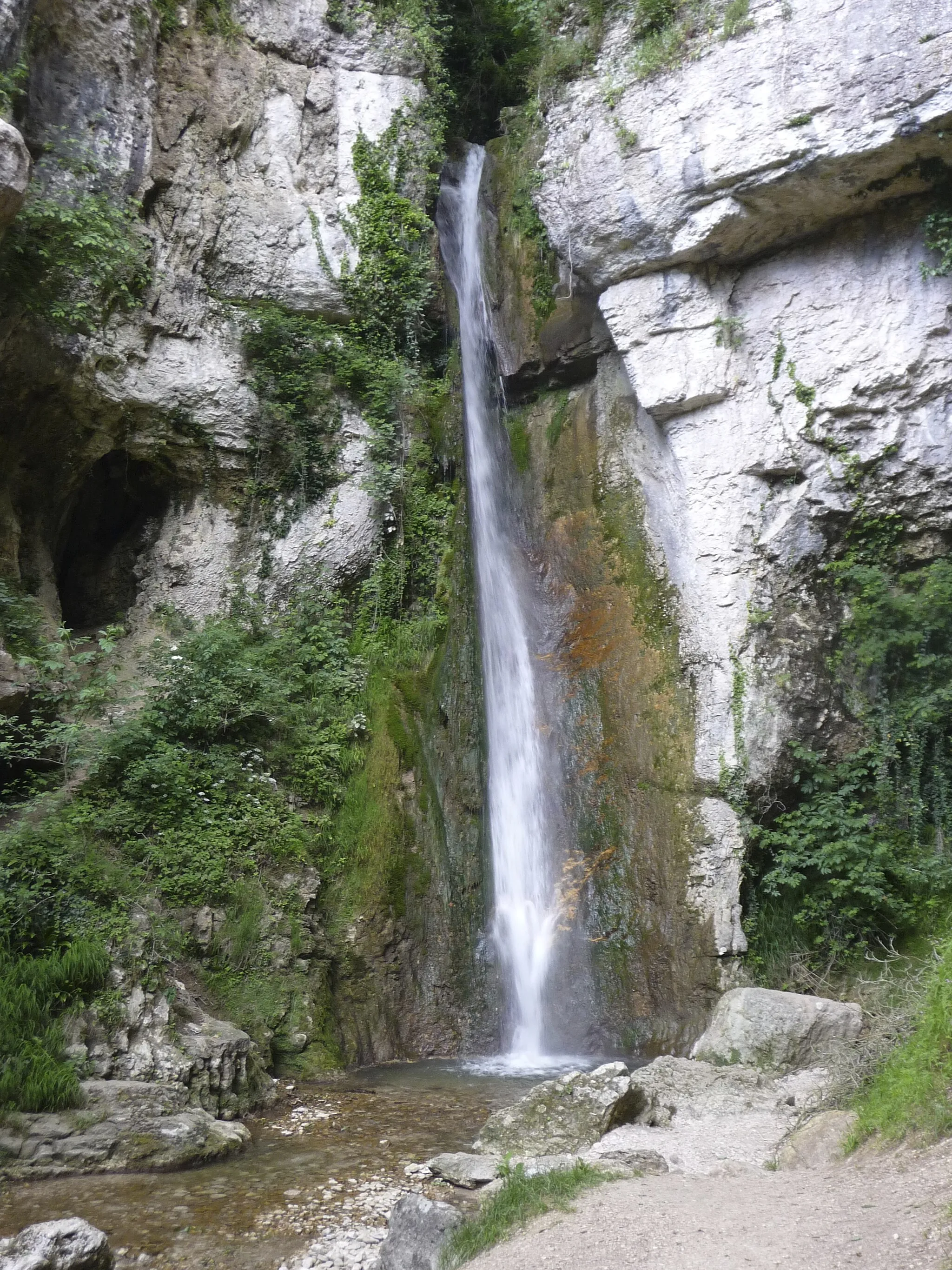 Photo showing: Natural park of the Cascate di Molina (Molina Falls) in Fumane, Verona, Italy.