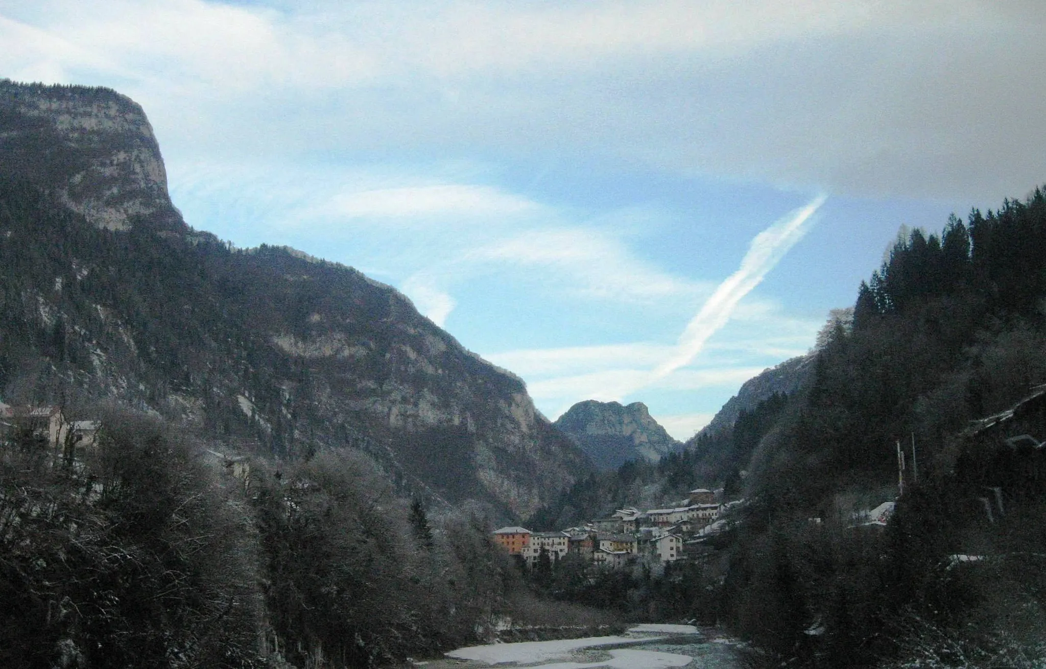 Photo showing: Veduta di Moline da Ponte Oltra