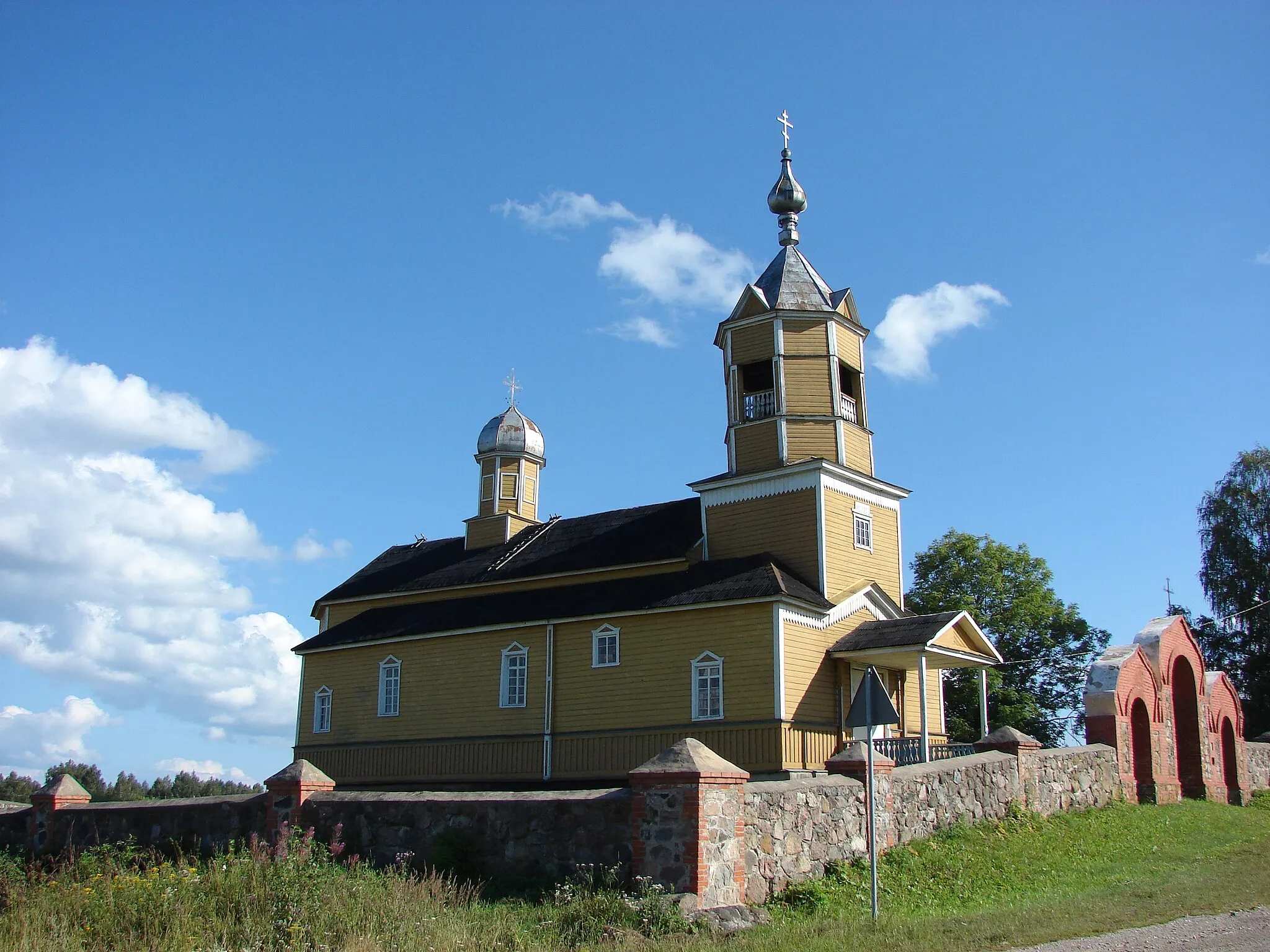 Photo showing: Lauderu Sv. Nikolaja pareizticīgo baznīca (1767.), Lauderu pagasts, Zilupes novads, Latvia