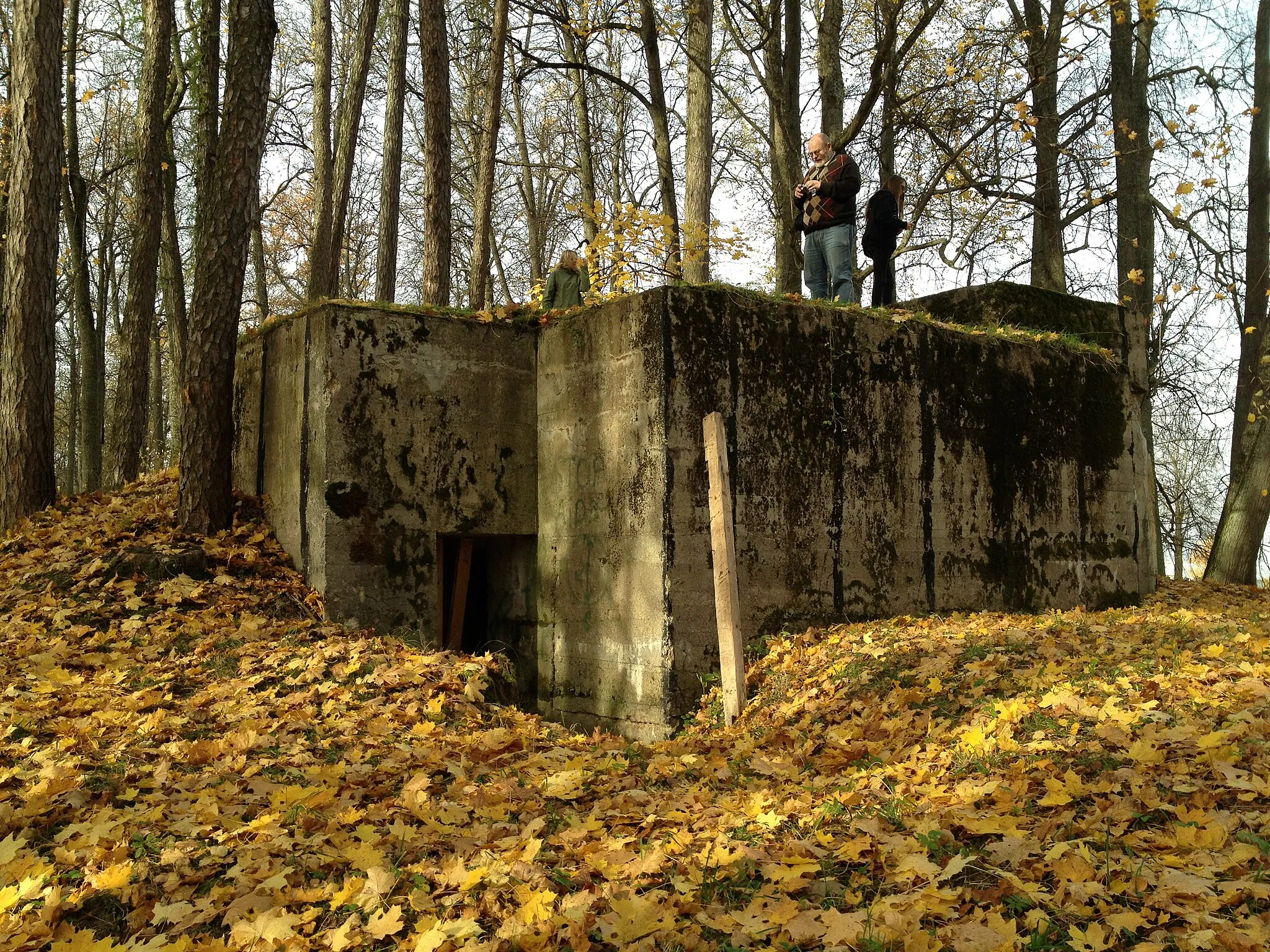 Photo showing: Latgale. Malnava bunker. Adolph Hitler visited this former army command center in 1941