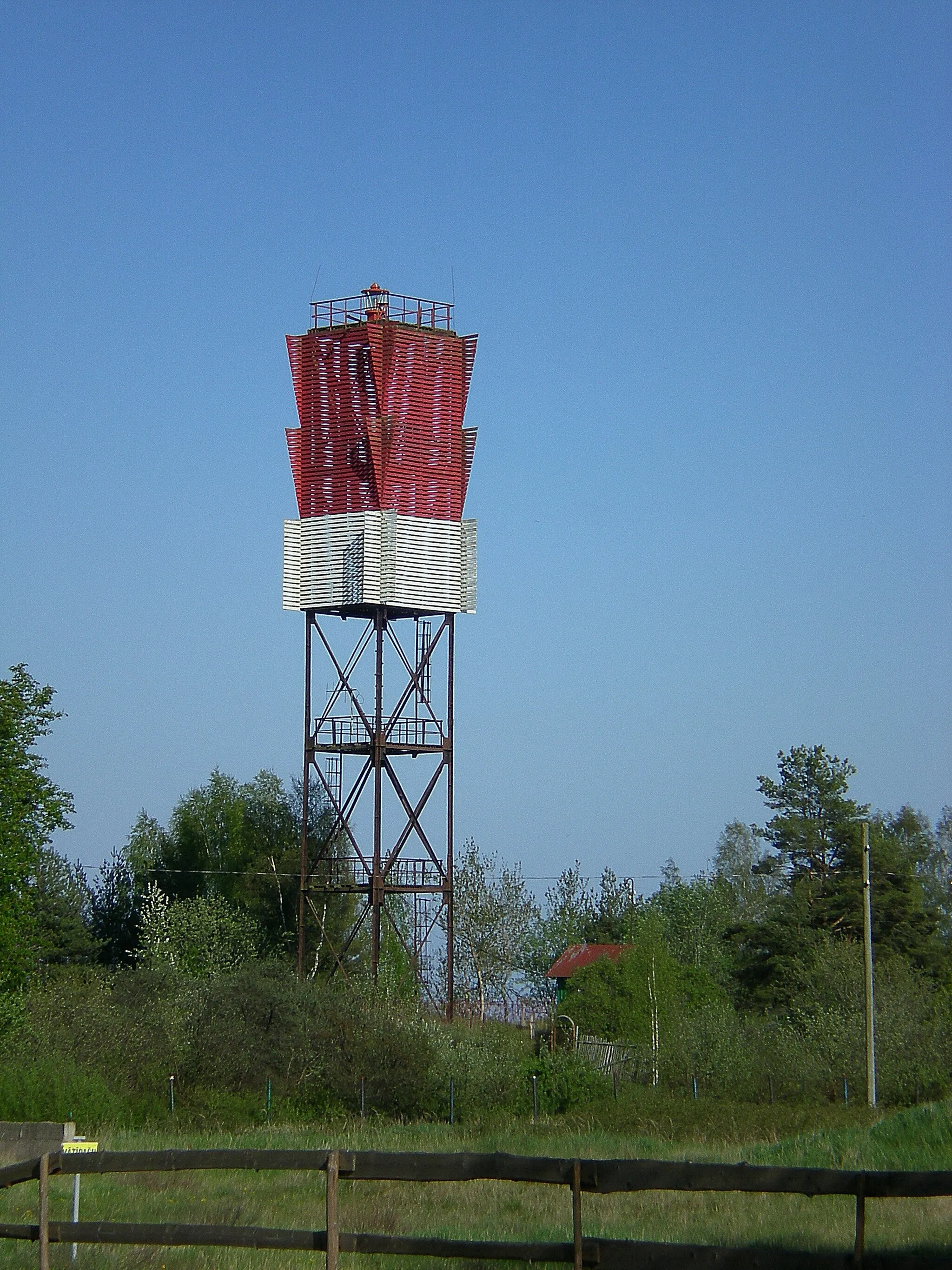 Photo showing: Ģipka lighthouse