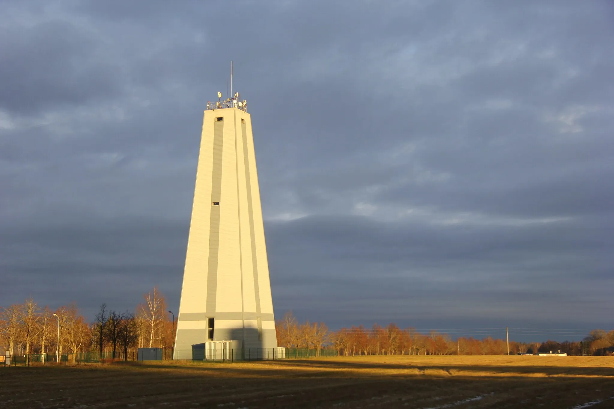 Photo showing: Priekuļi, ūdenstornis