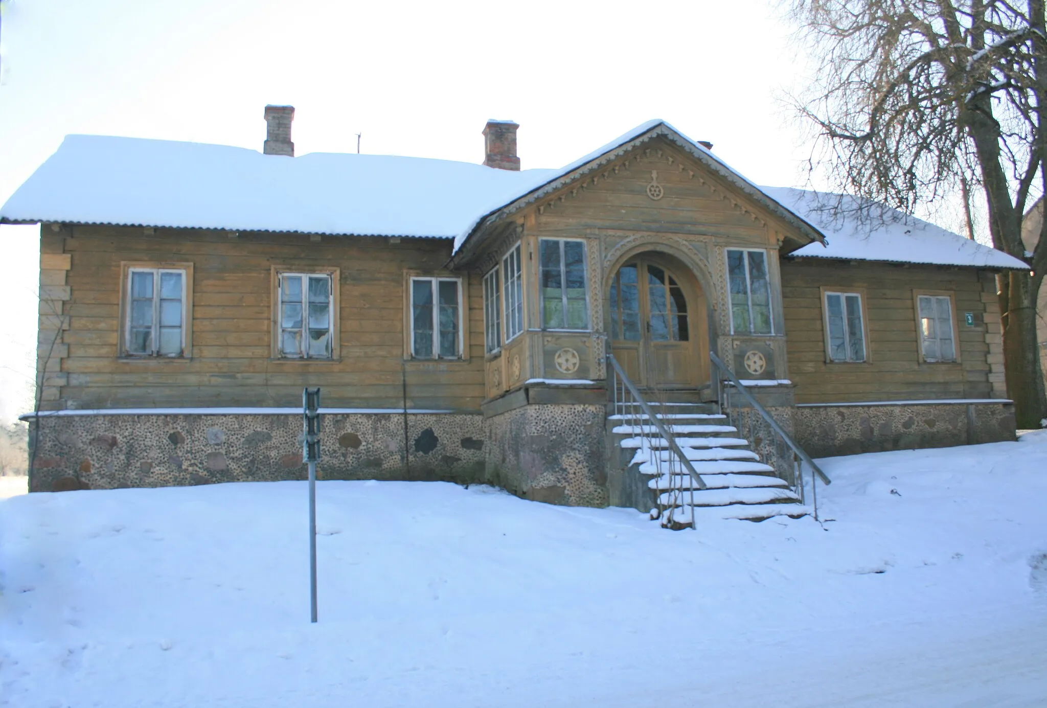 Photo showing: Veca māja.Old house