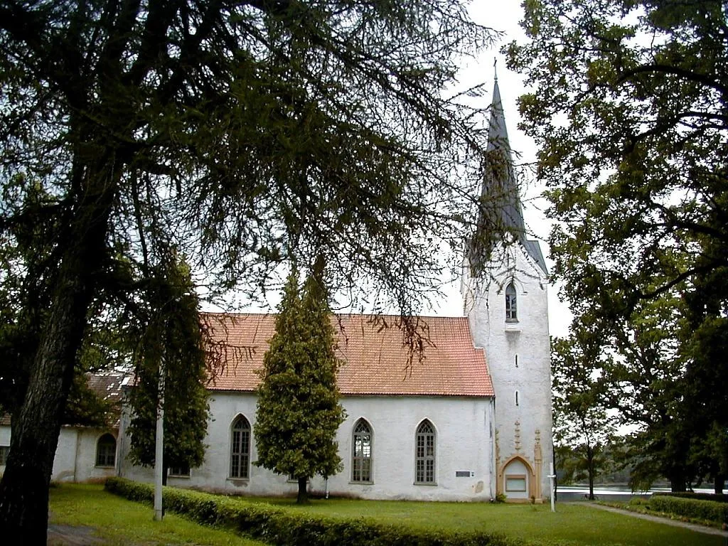 Photo showing: Kokenhuza - kościół luterański