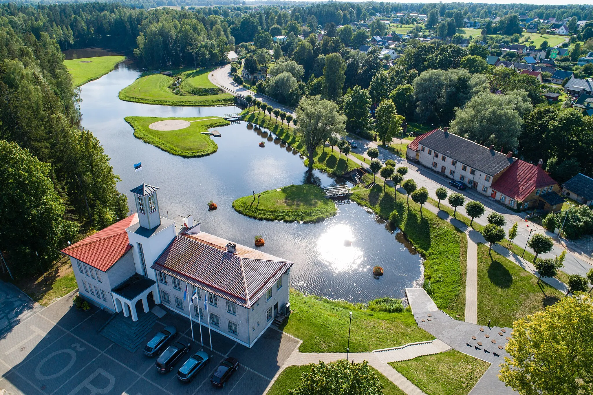 Photo showing: Tõrva central lake