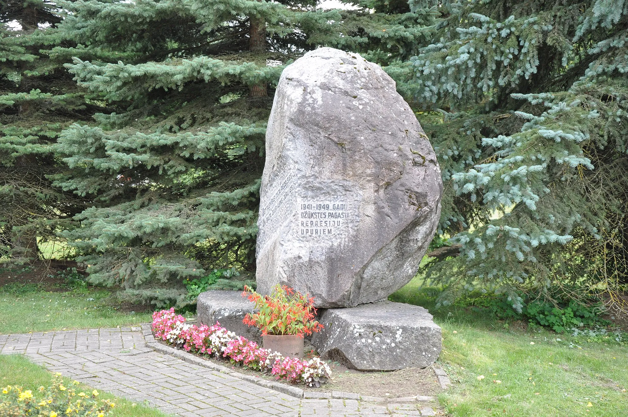 Photo showing: "1941-1949 Džūkstes pagasta represiju upuriem", WWII, Džūkste, Džūkstes pagasts, Tukuma novads, Latvia.