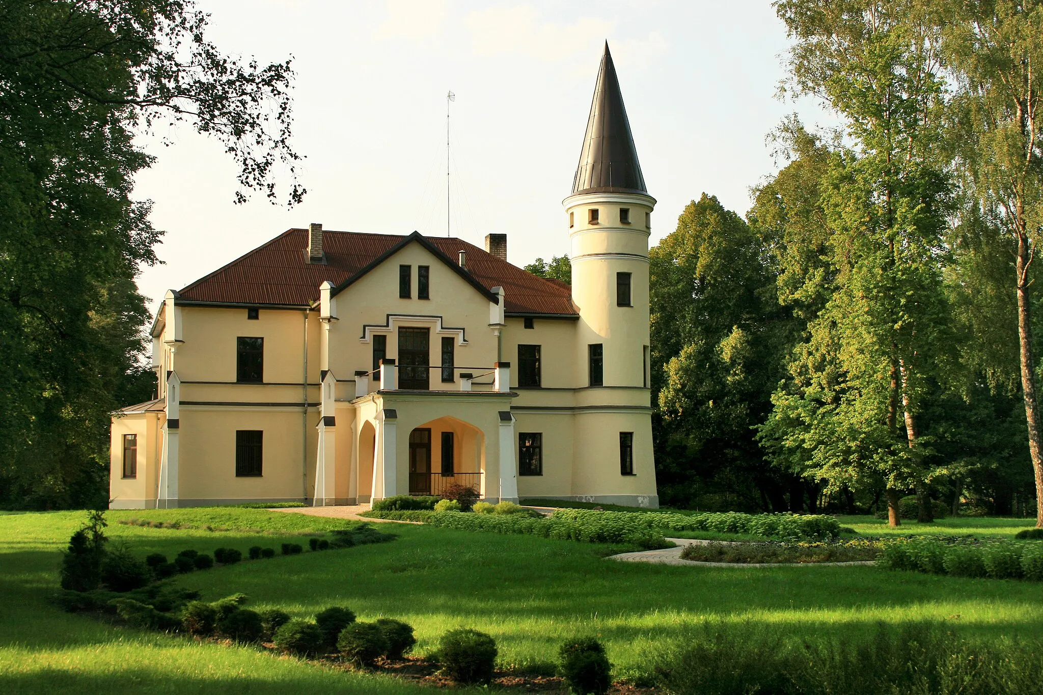 Photo showing: Behnen manor house