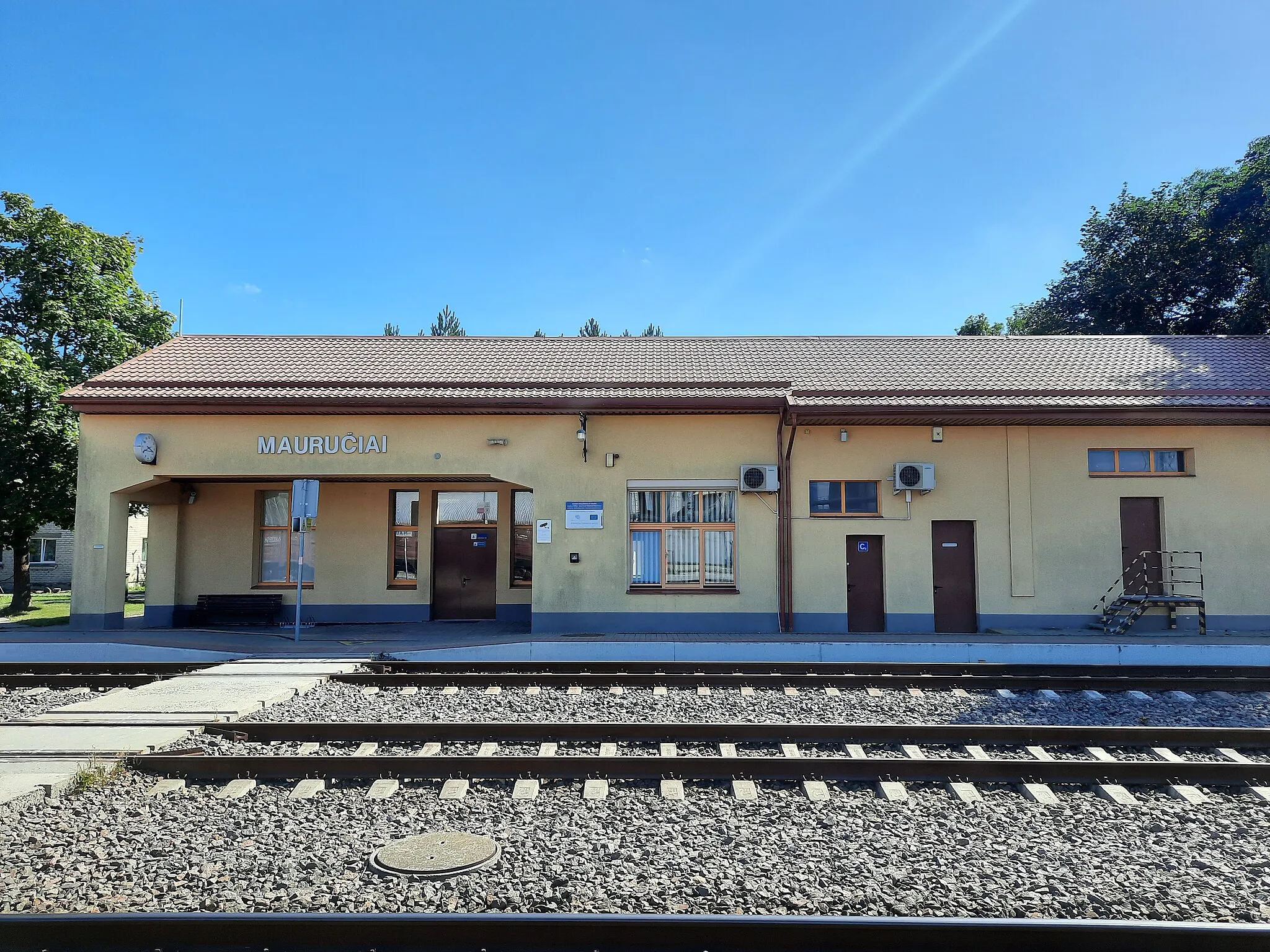 Photo showing: Mauručiai train station