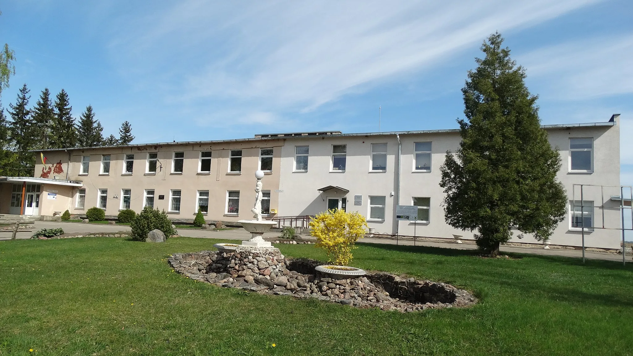 Photo showing: Community House, Guostagalis, Pakruojis District, Lithuania