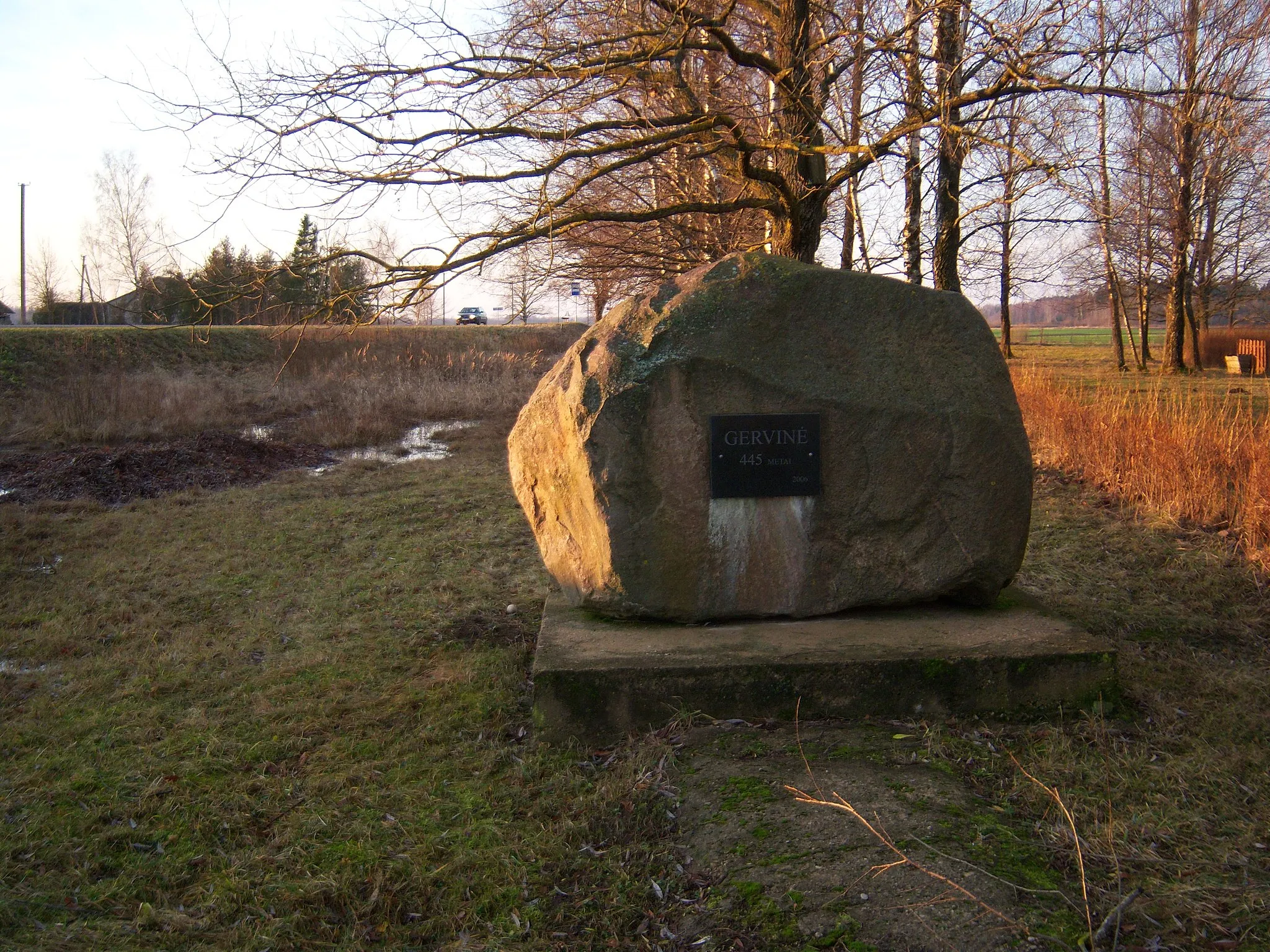 Photo showing: Gervinė, stone, Raseiniai District, Lithuania