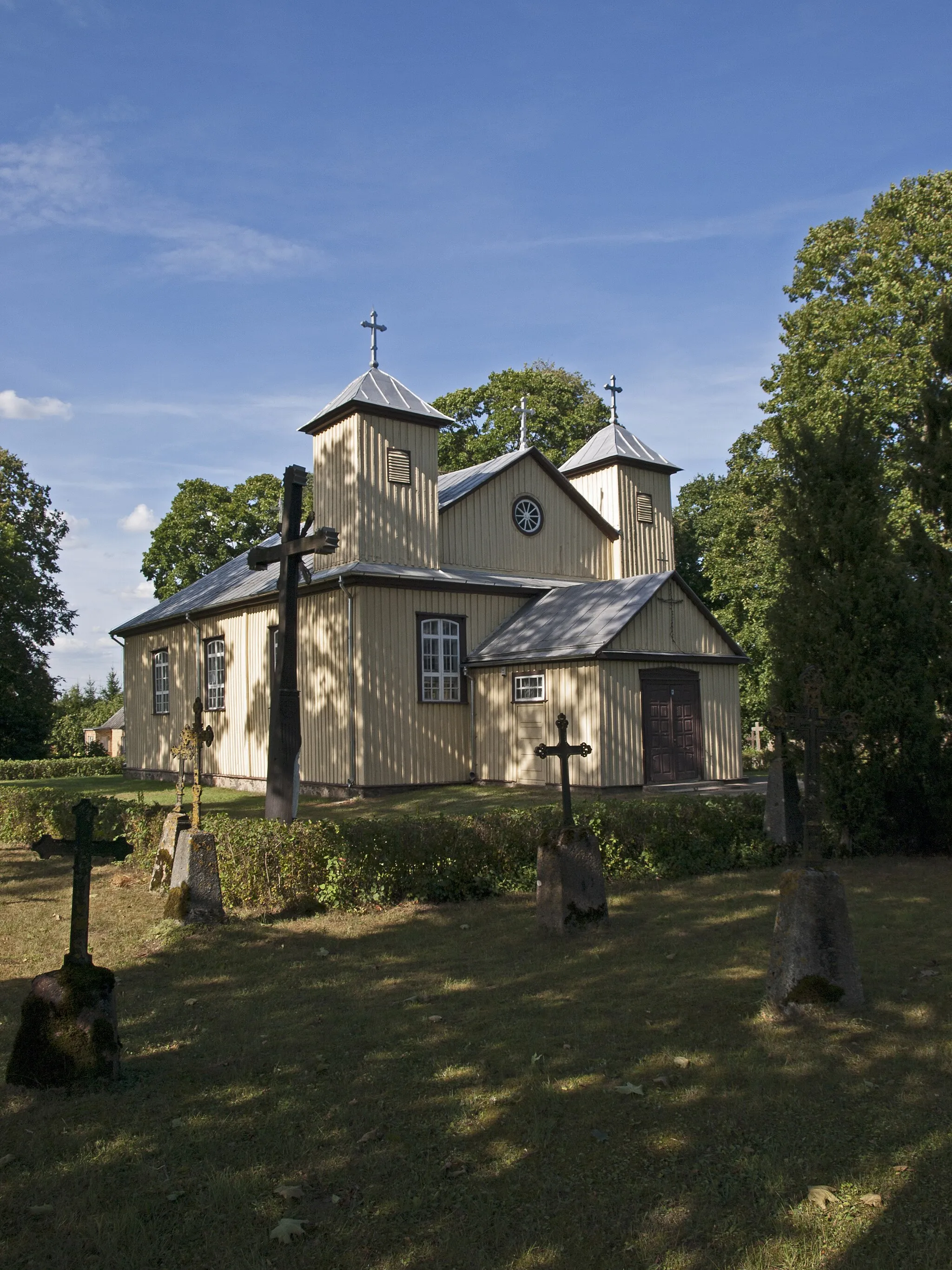 Photo showing: Saint Hyacinth church, Antašava, taken at an angle