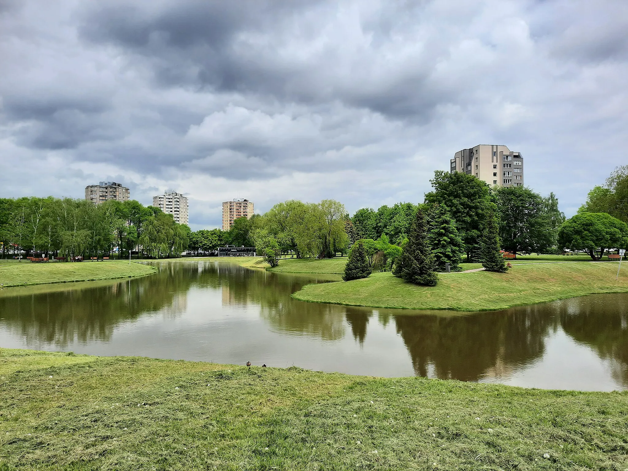 Photo showing: Kalniečiai park