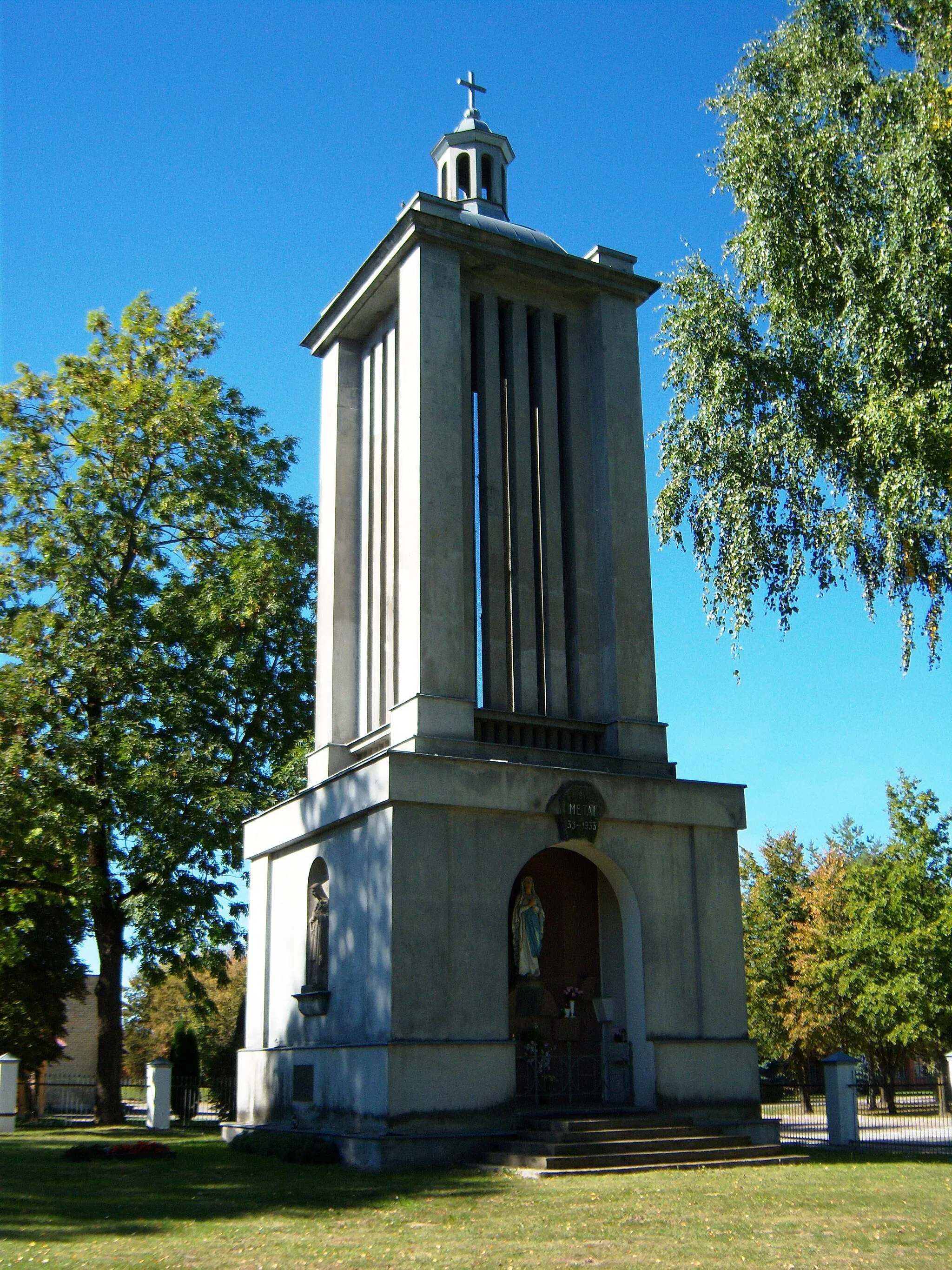 Photo showing: Catholic church in Griškabūdis, bell tower, Šakiai District, Lithuania