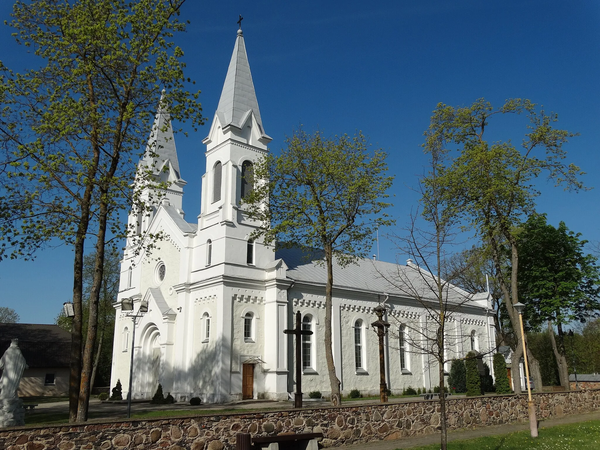 Photo showing: Church of St. John the Baptist, Pakruojis, Lithuania