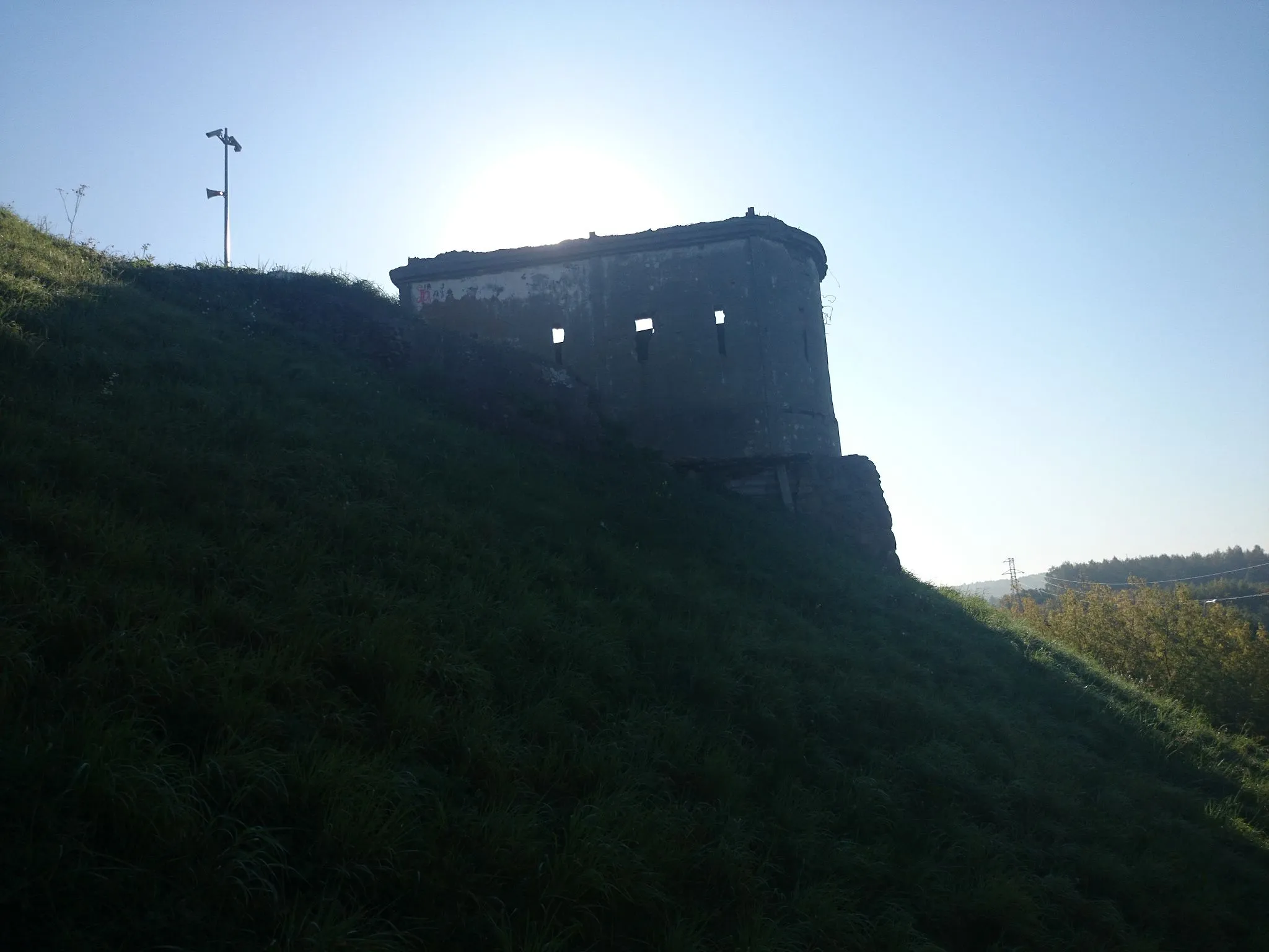 Photo showing: Jonava railway bunker