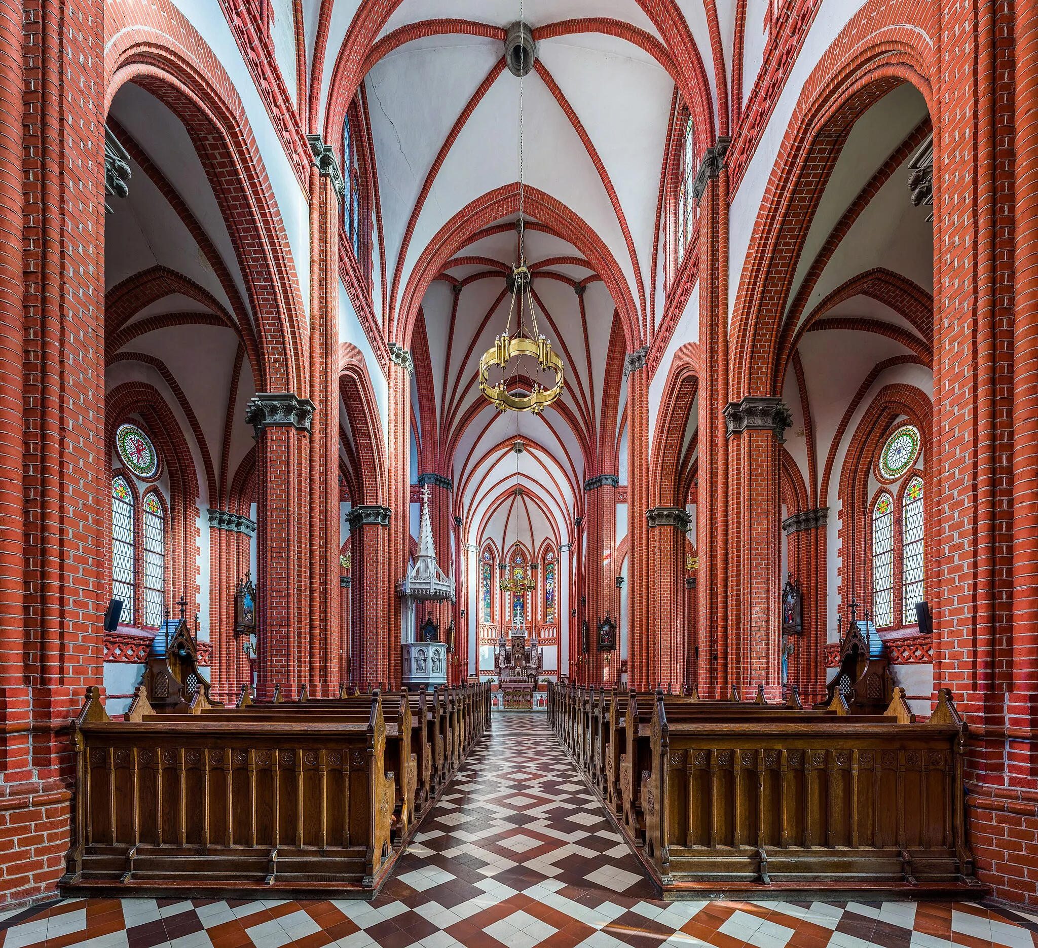 Photo showing: The interior of the church of Saint Marie, Palanga, Lithuania