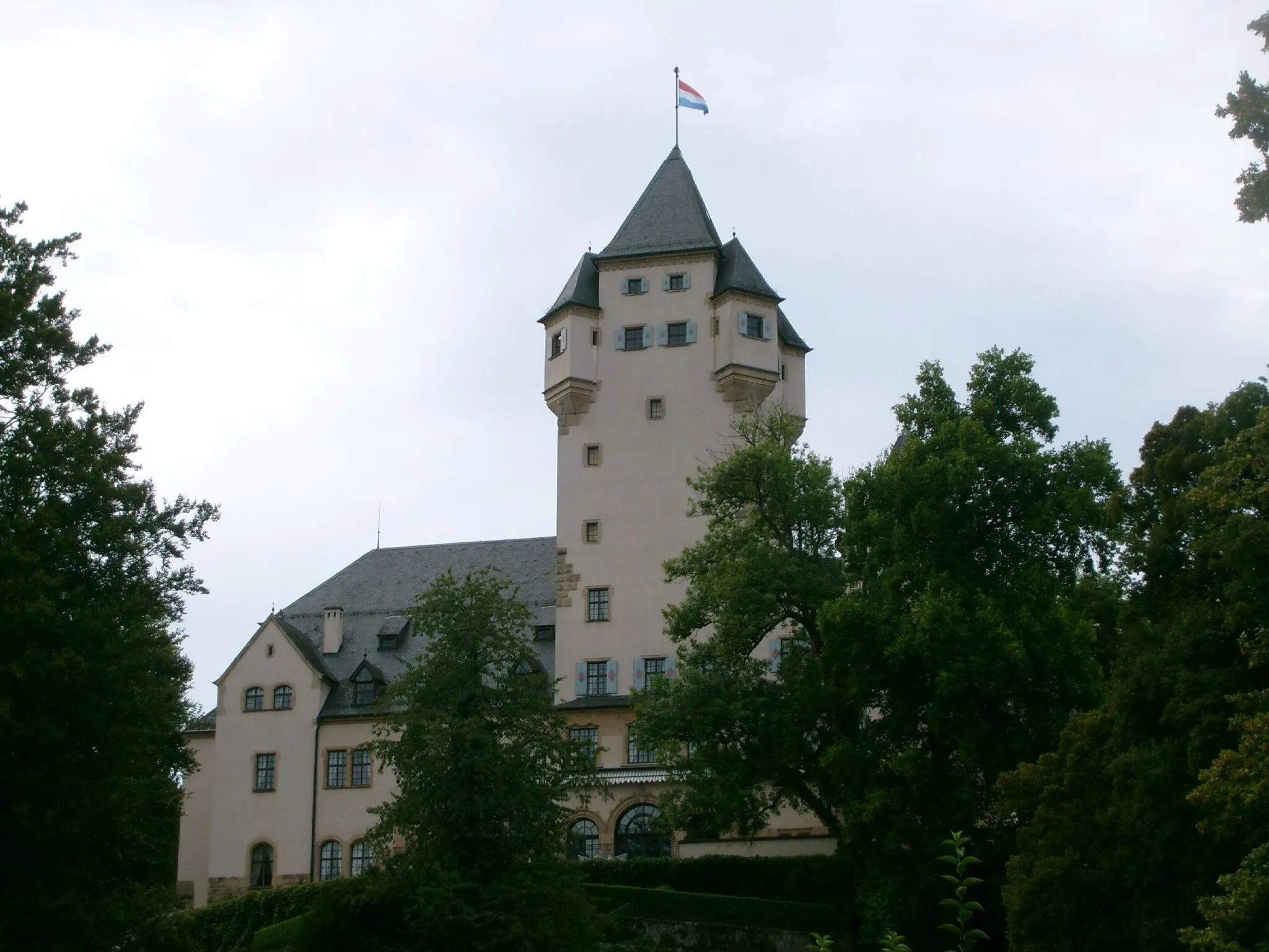Photo showing: The Grand-Duke's castle in Colmar-Berg, Luxembourg.