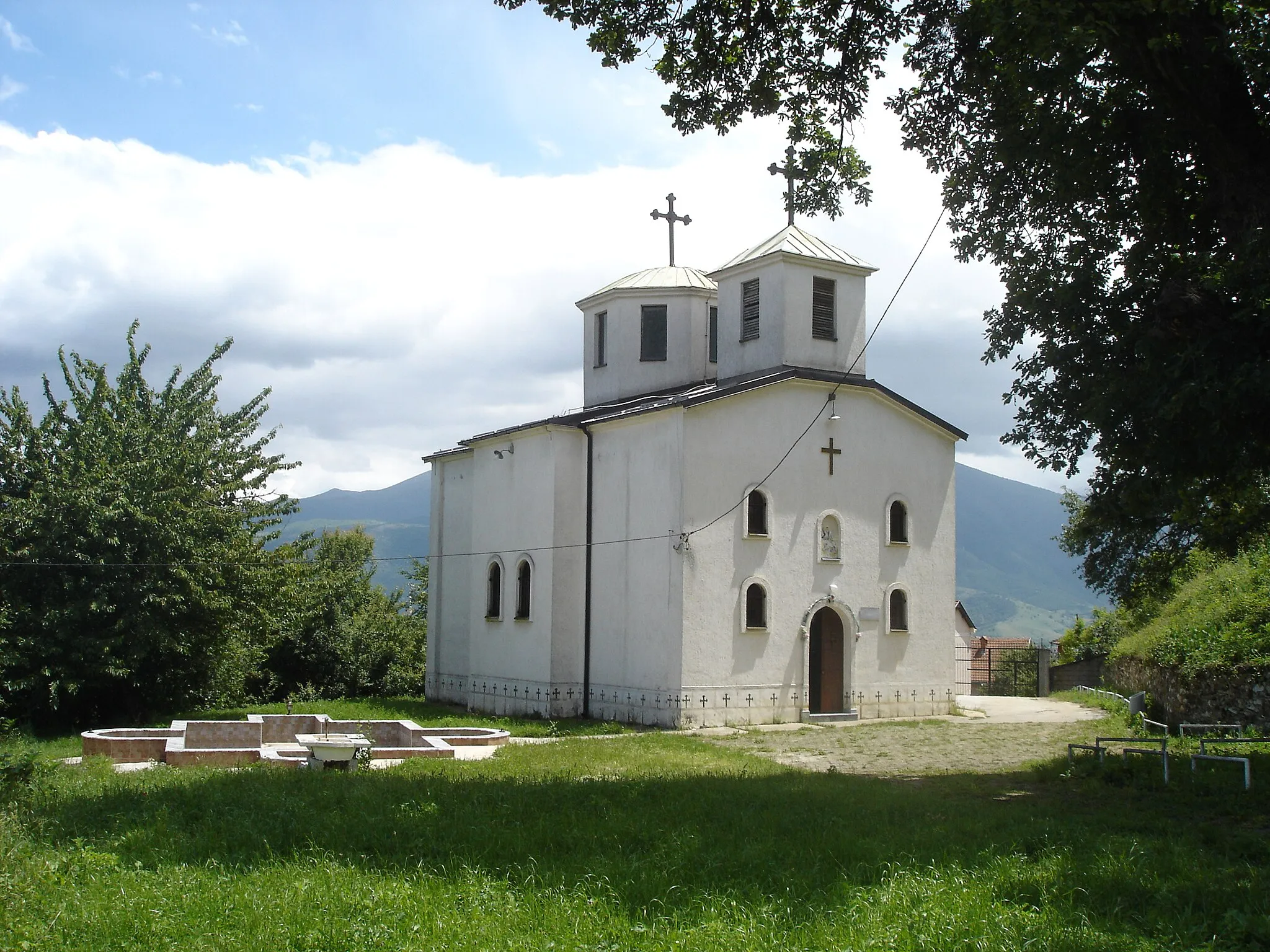 Photo showing: St.George church in Debrese, Macedonia