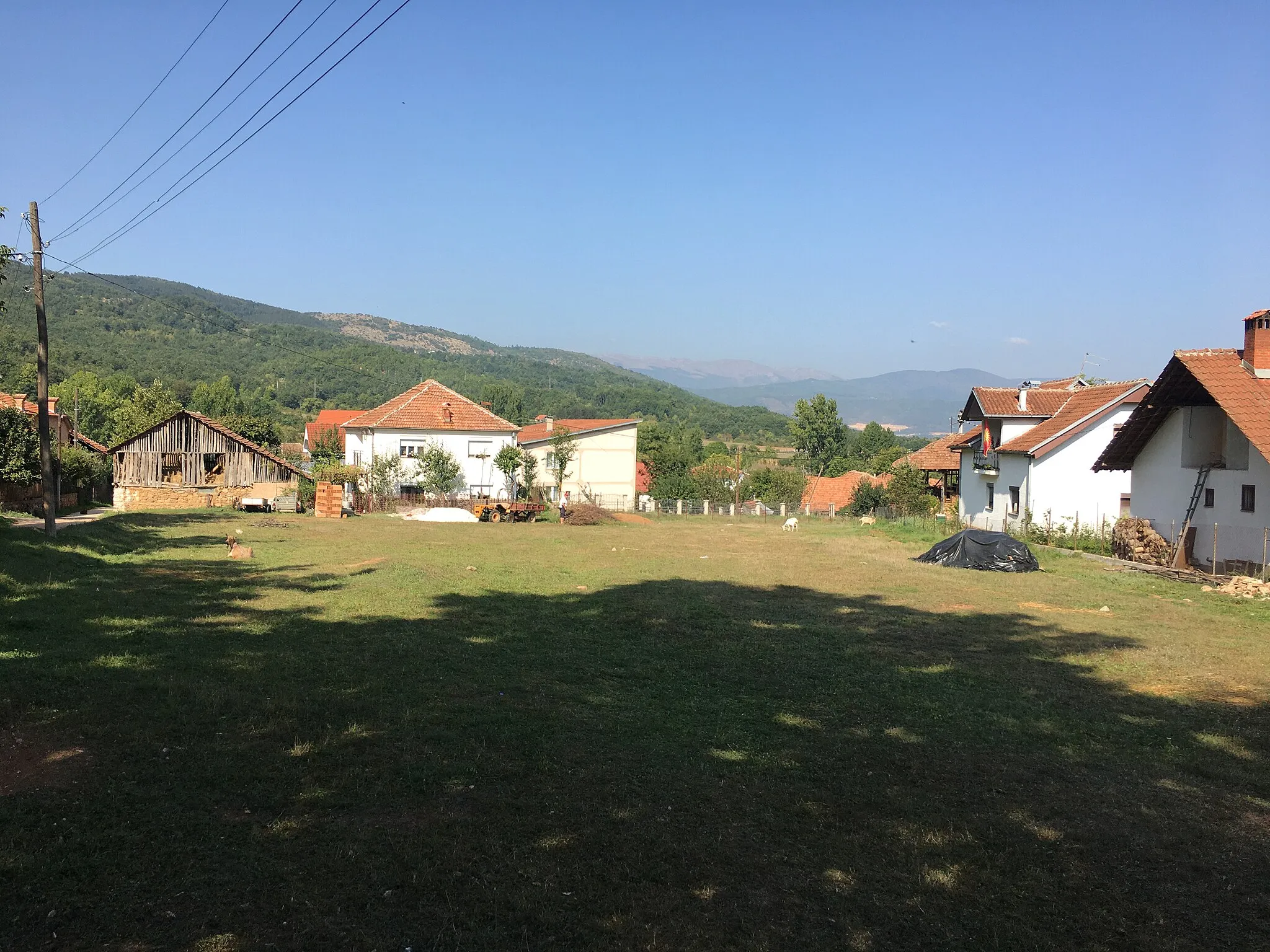 Photo showing: Houses in the village of Staroec