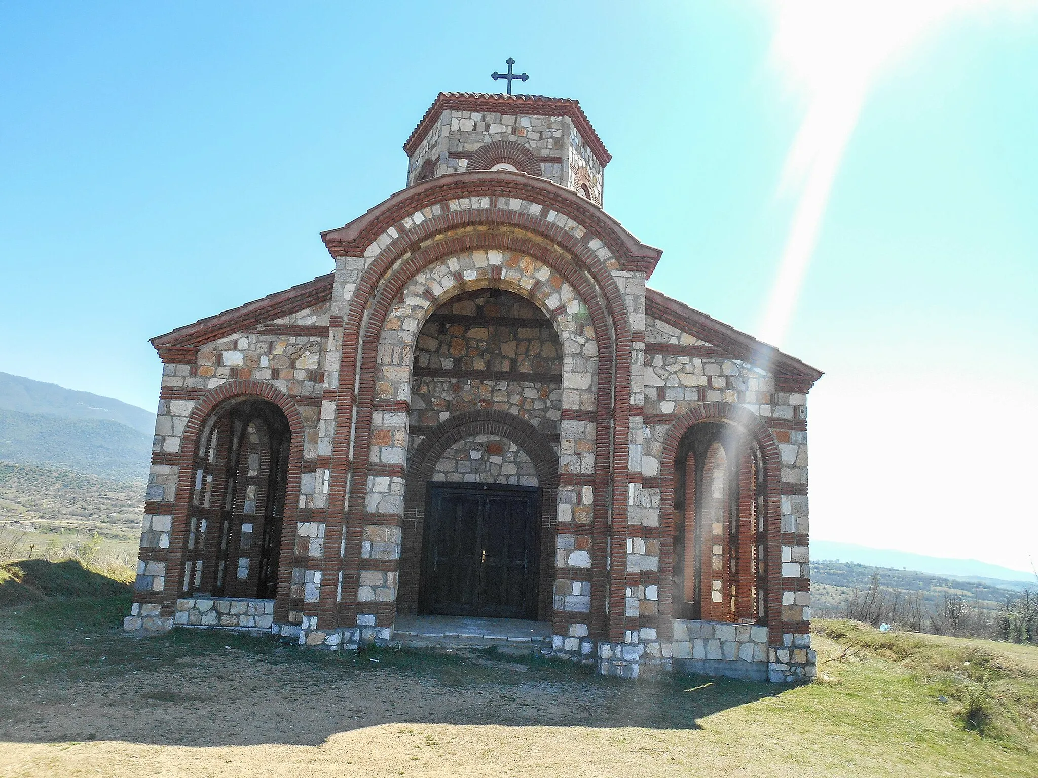 Photo showing: Црква „Св. Климент Охридски“ - Хамзали